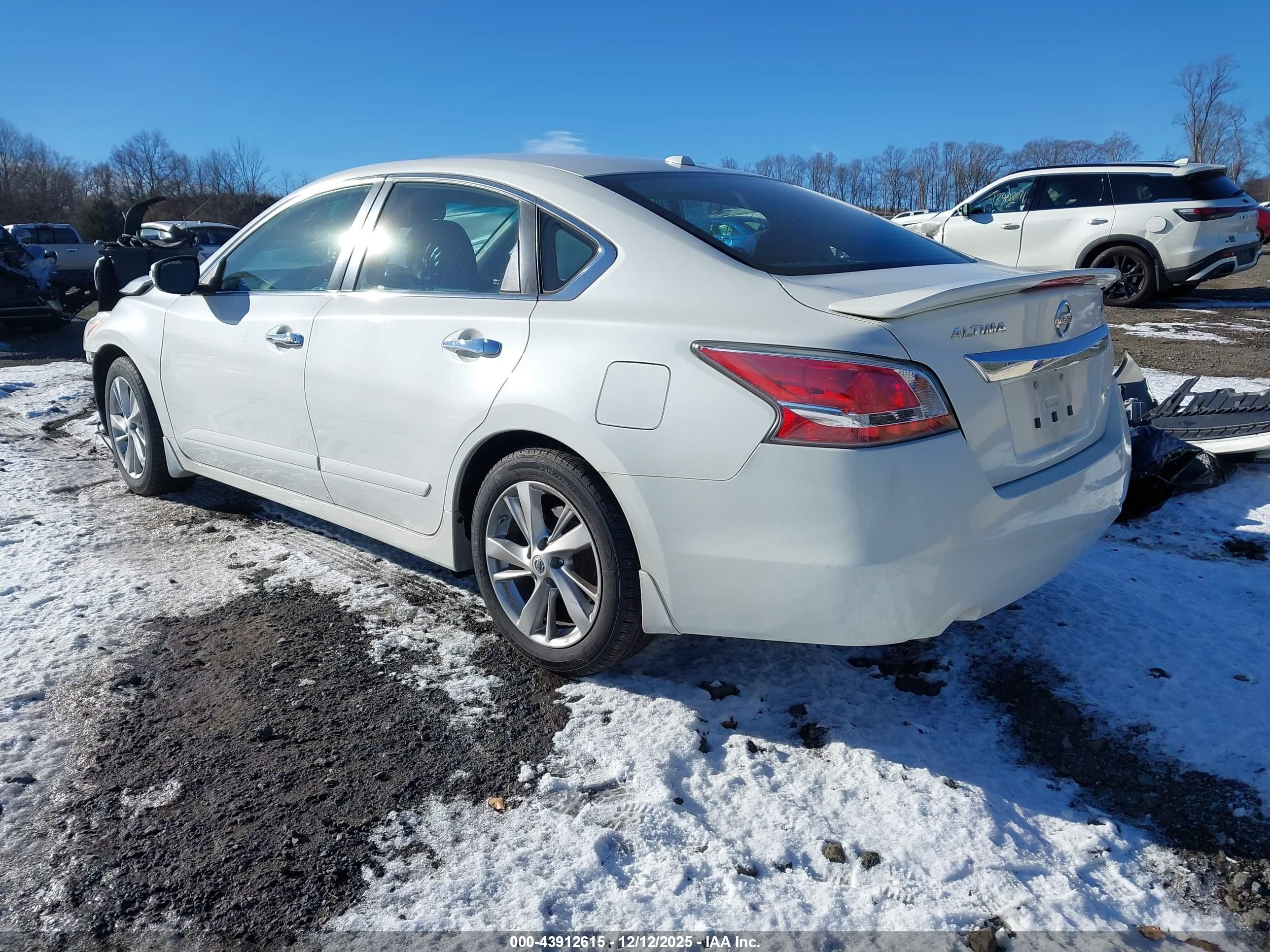 NISSAN ALTIMA image 3