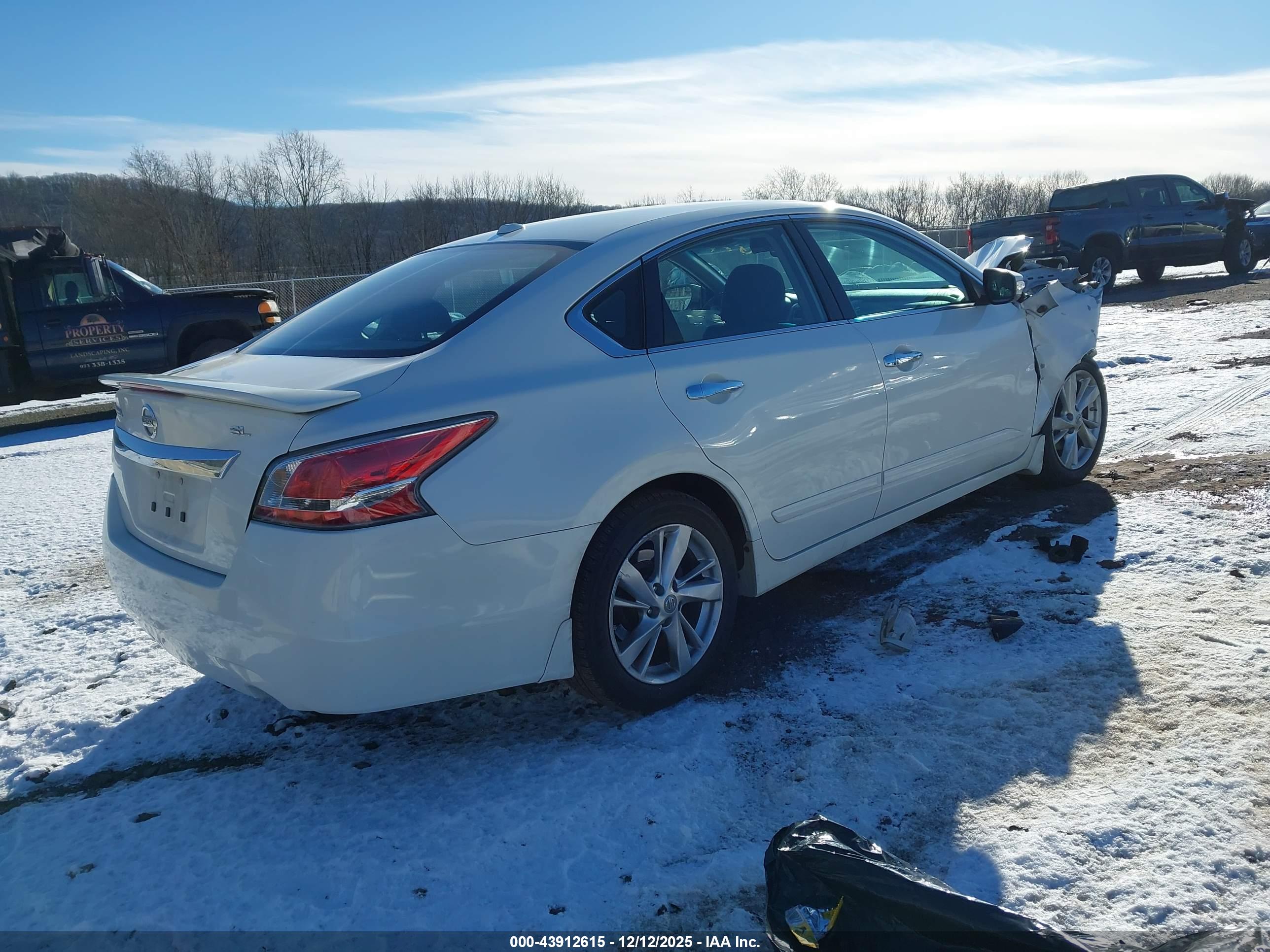 NISSAN ALTIMA image 4