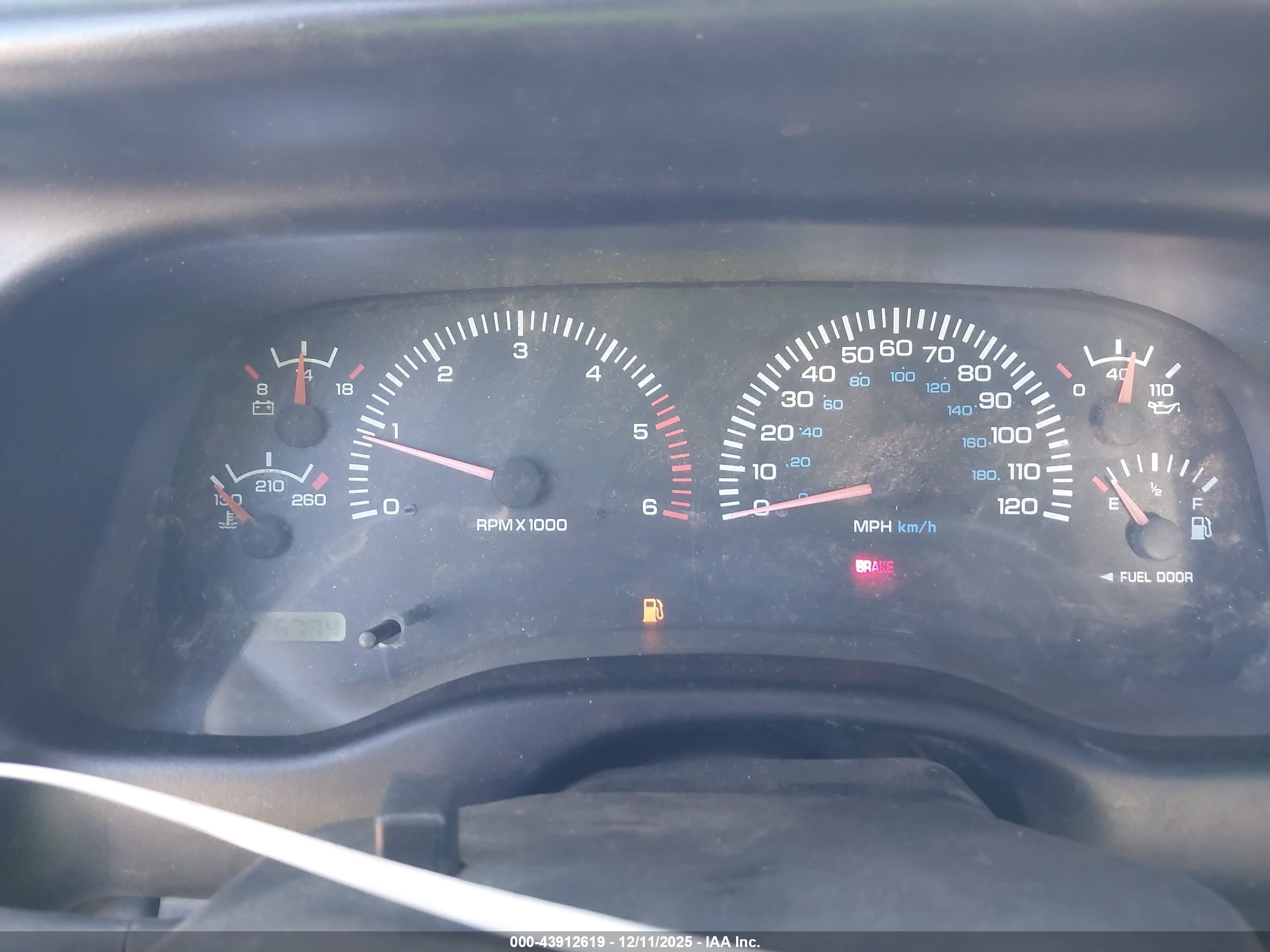 DODGE DAKOTA image 7