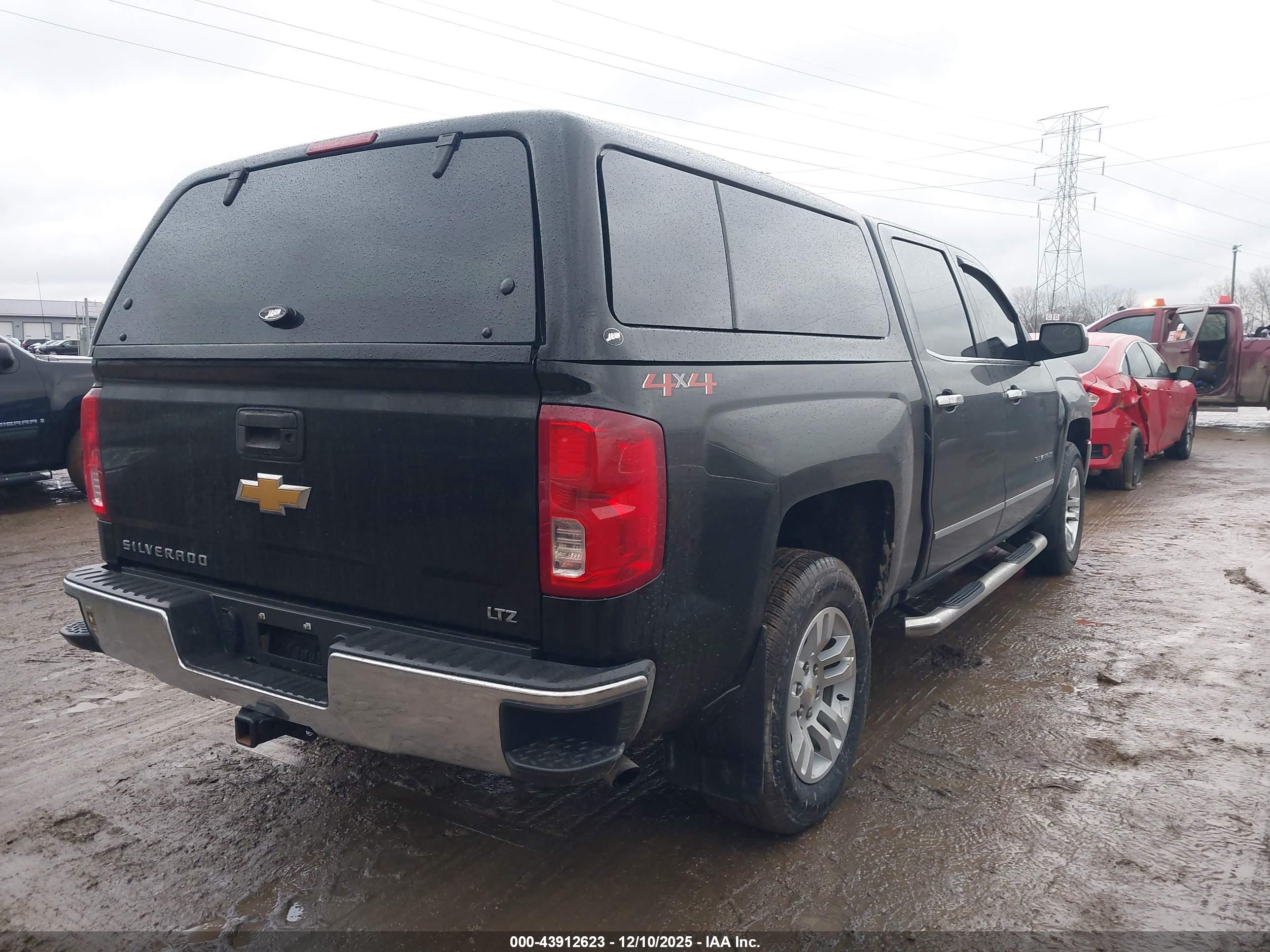 CHEVROLET SILVERADO image 4