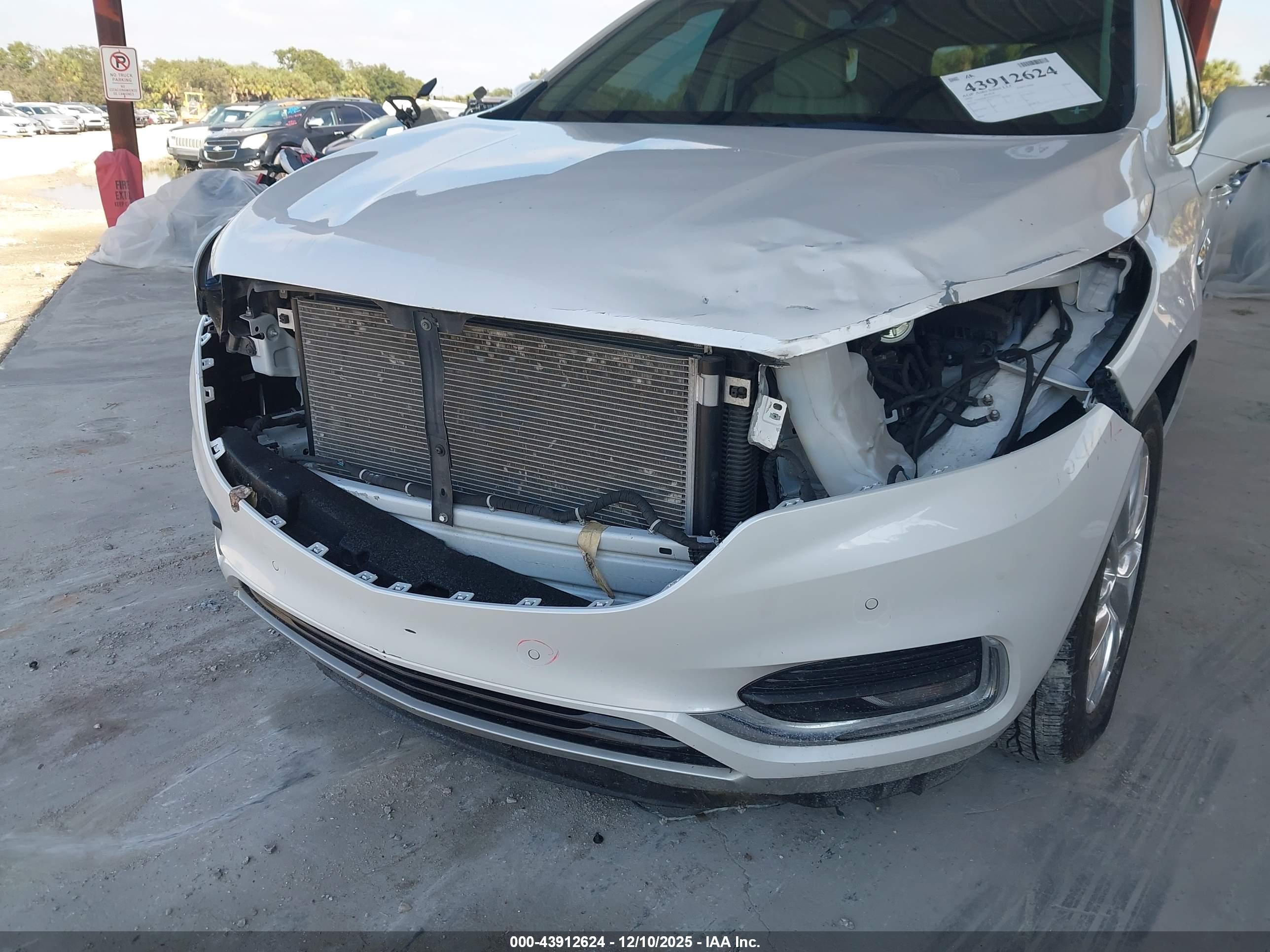 BUICK ENCLAVE image 6