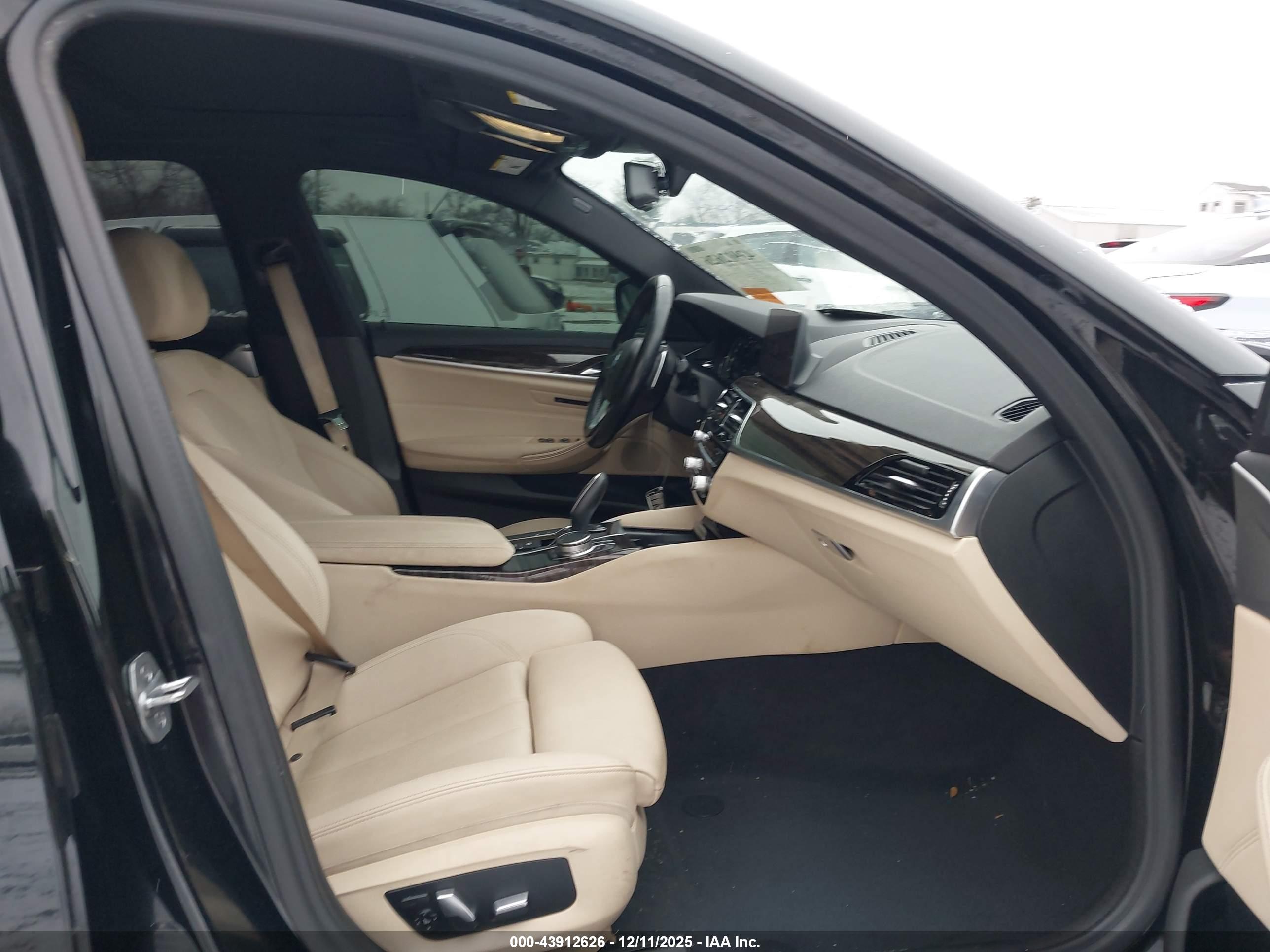 BMW 530E image 5