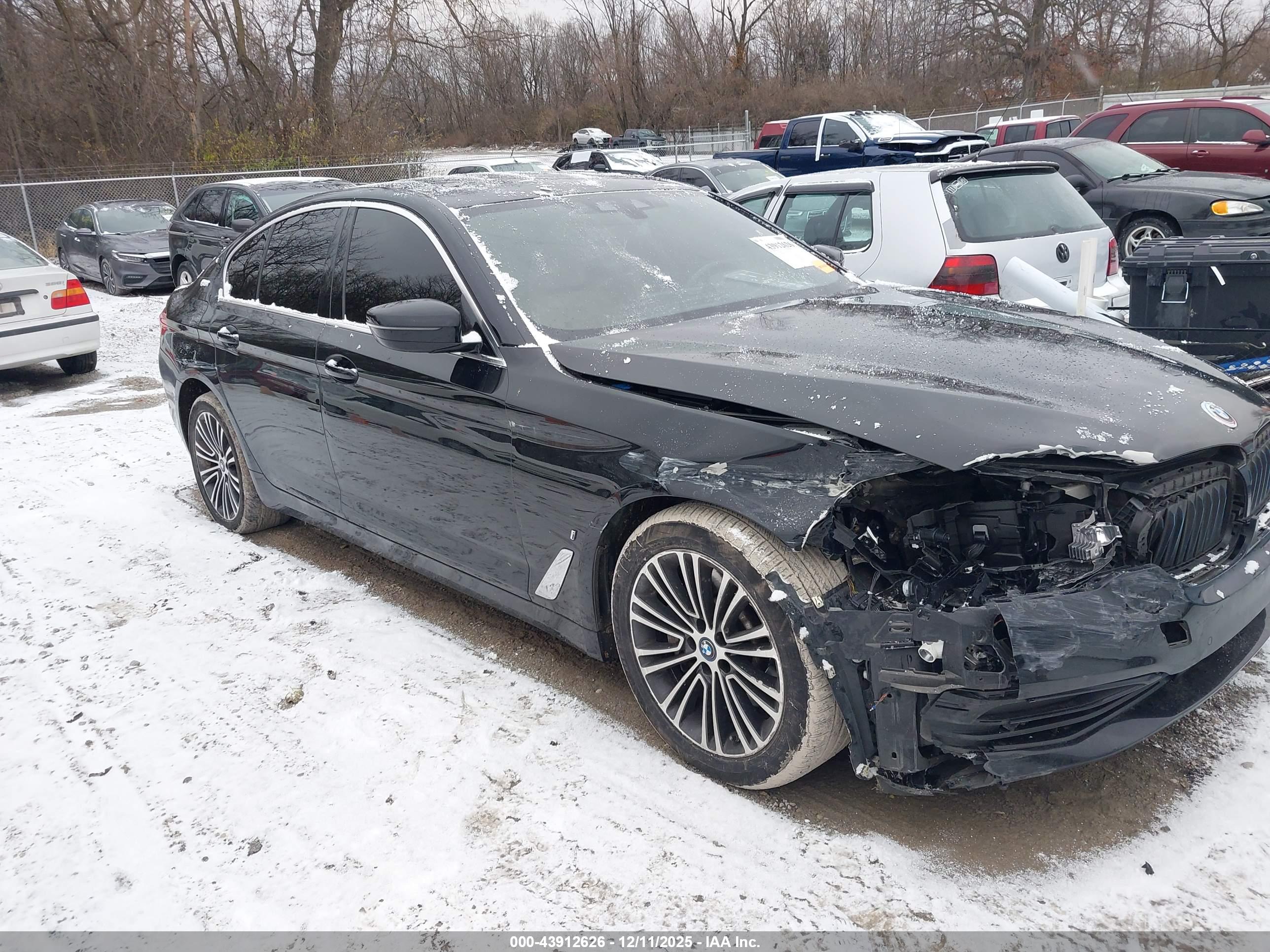 BMW 530E image 6