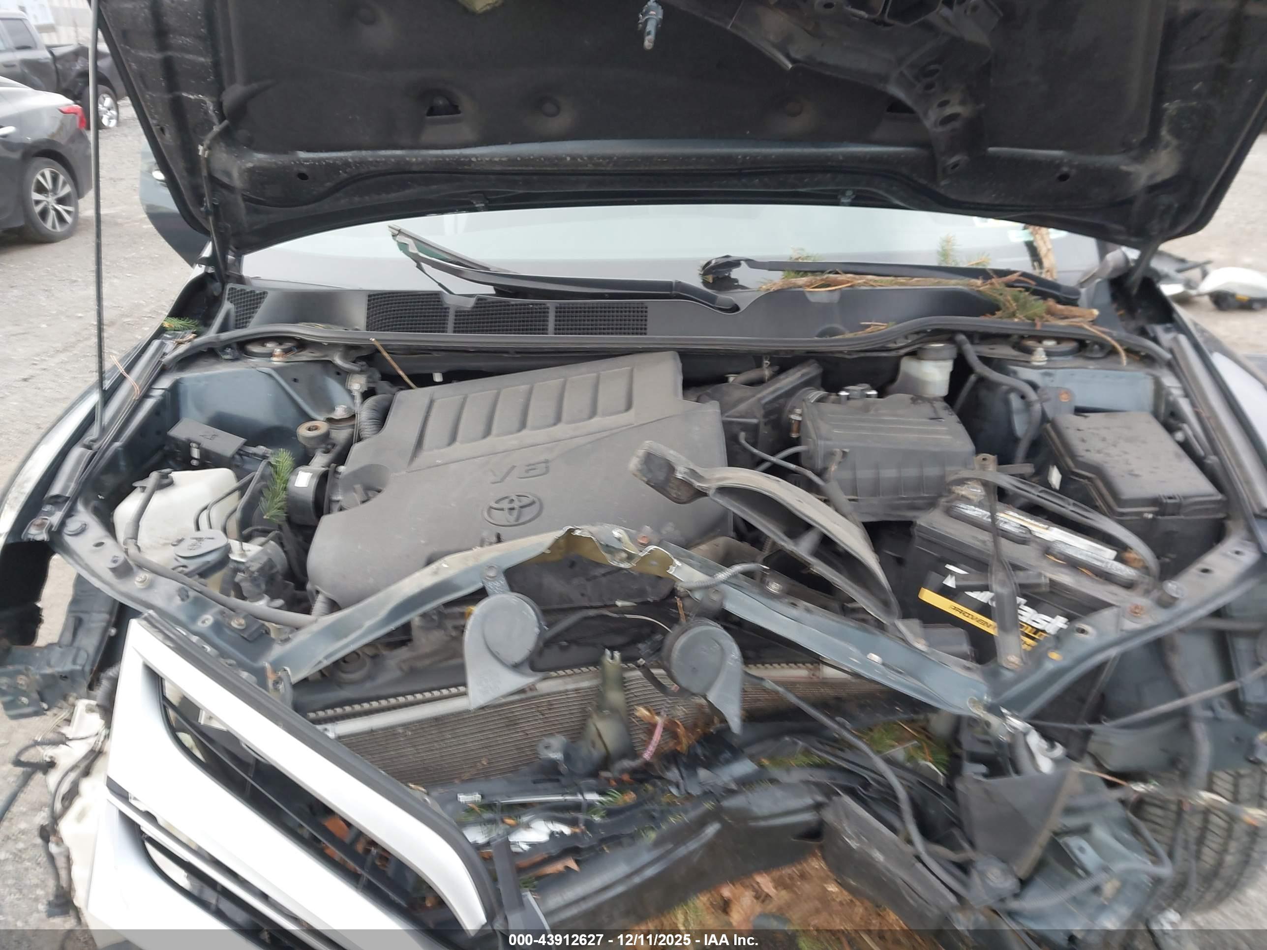 TOYOTA VENZA image 10