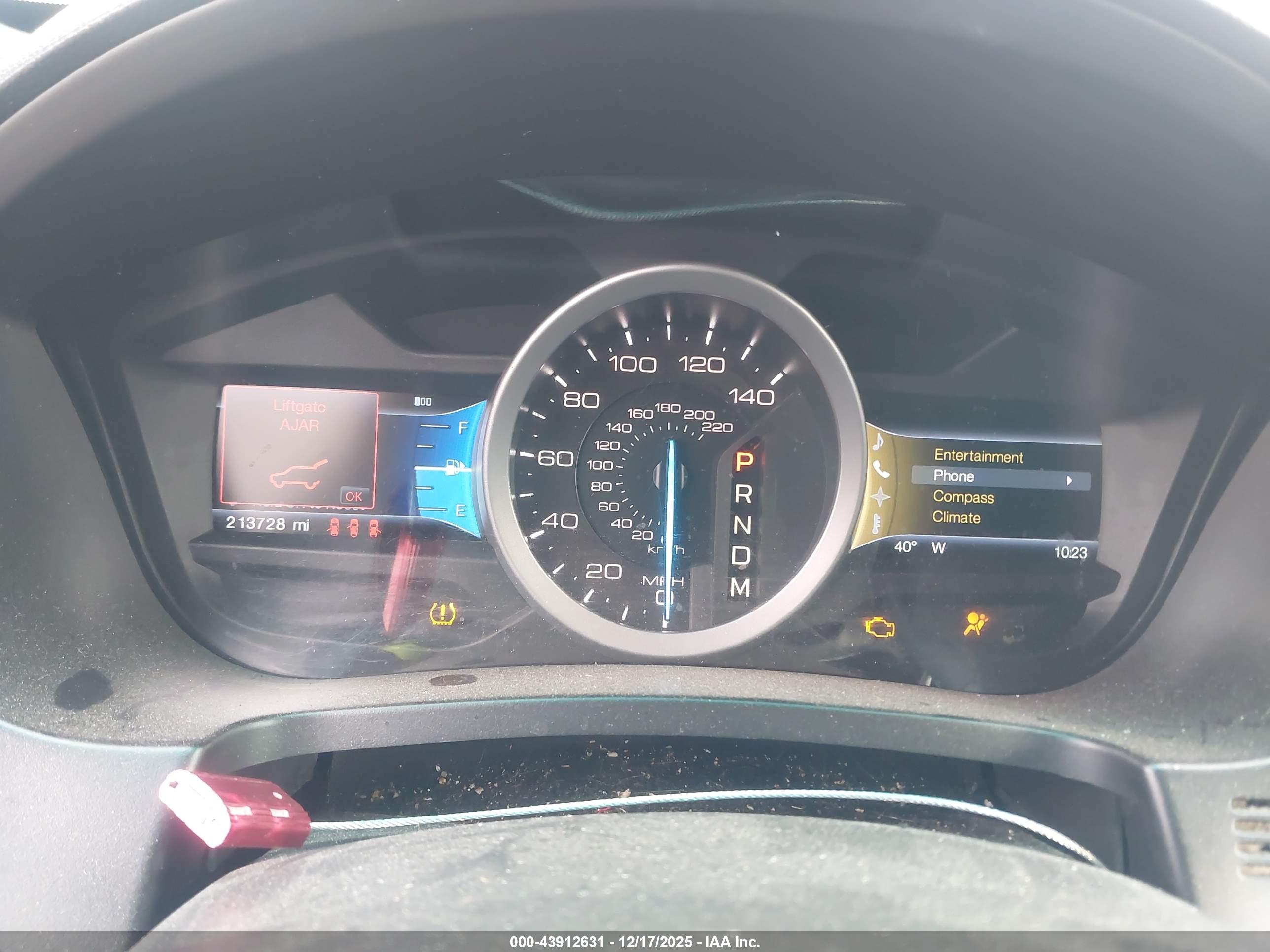 FORD EXPLORER image 7