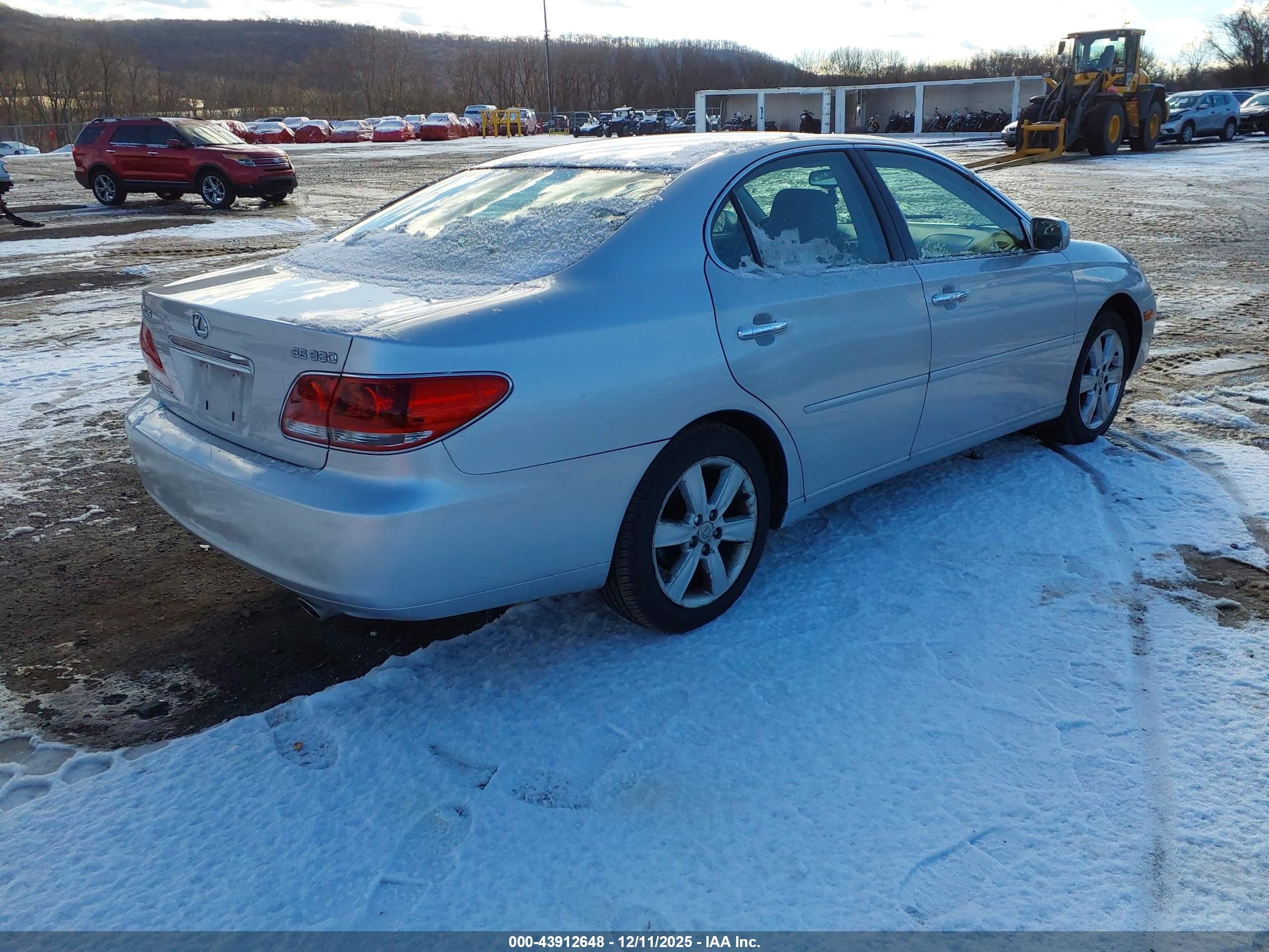 LEXUS ES image 4