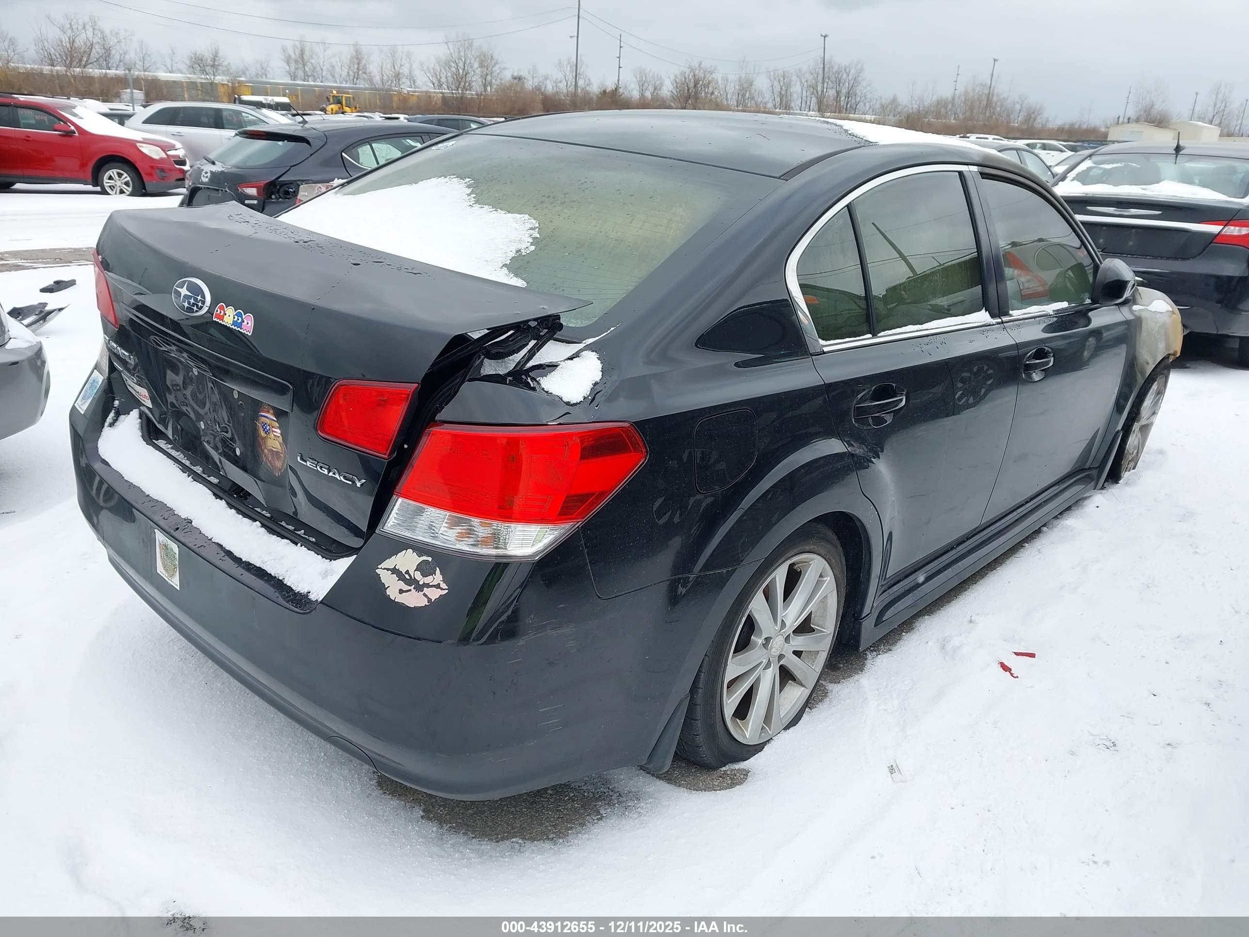 SUBARU LEGACY image 4
