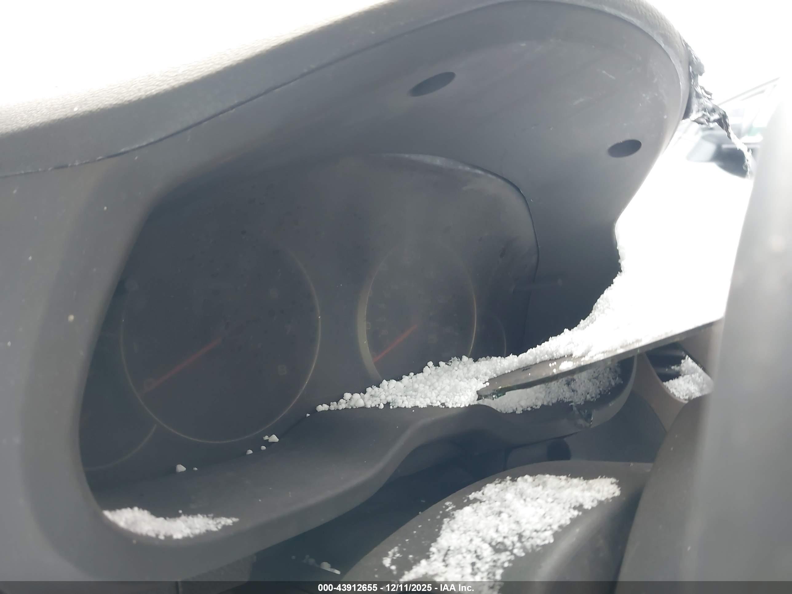 SUBARU LEGACY image 7
