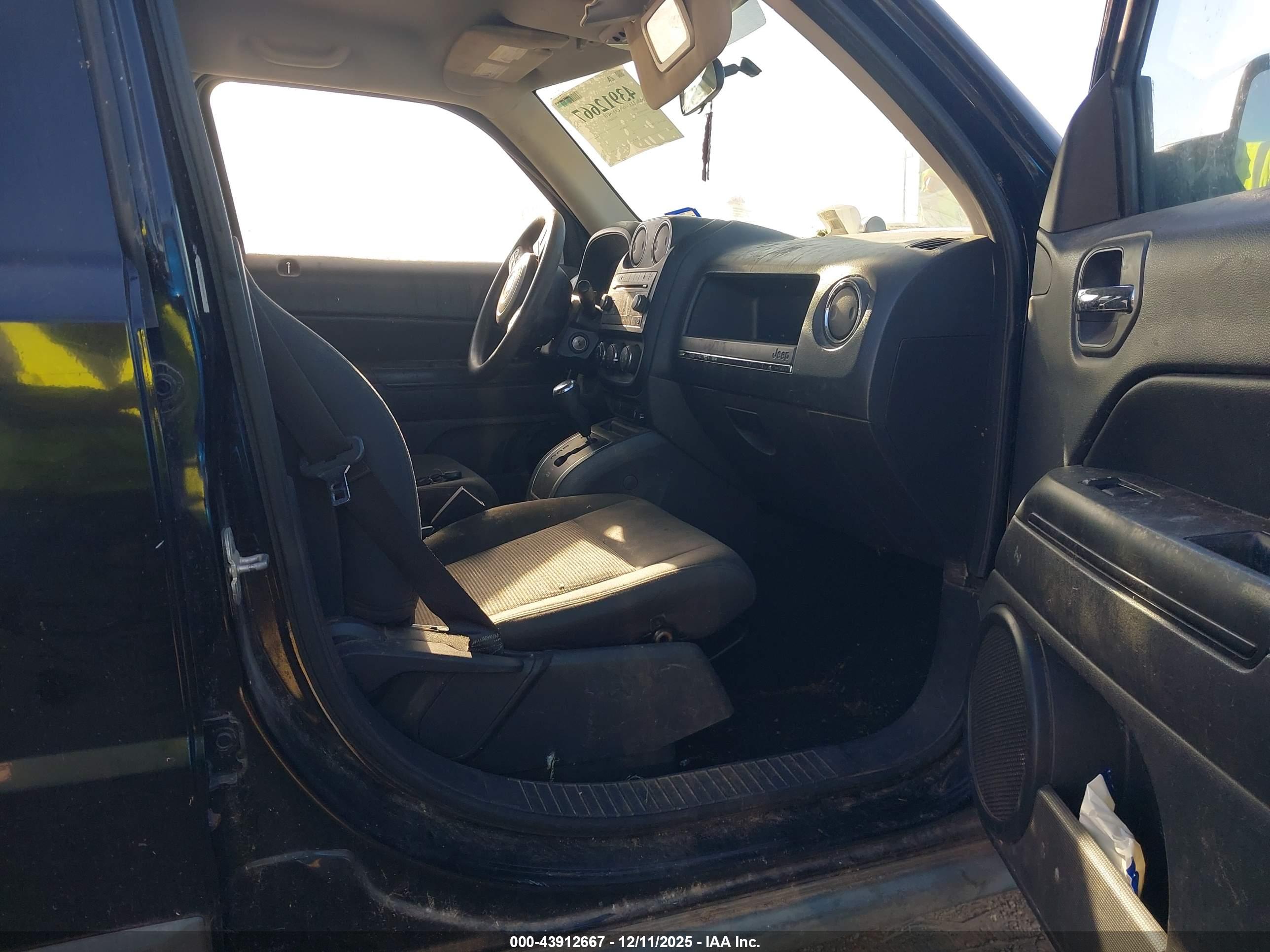 JEEP PATRIOT image 5