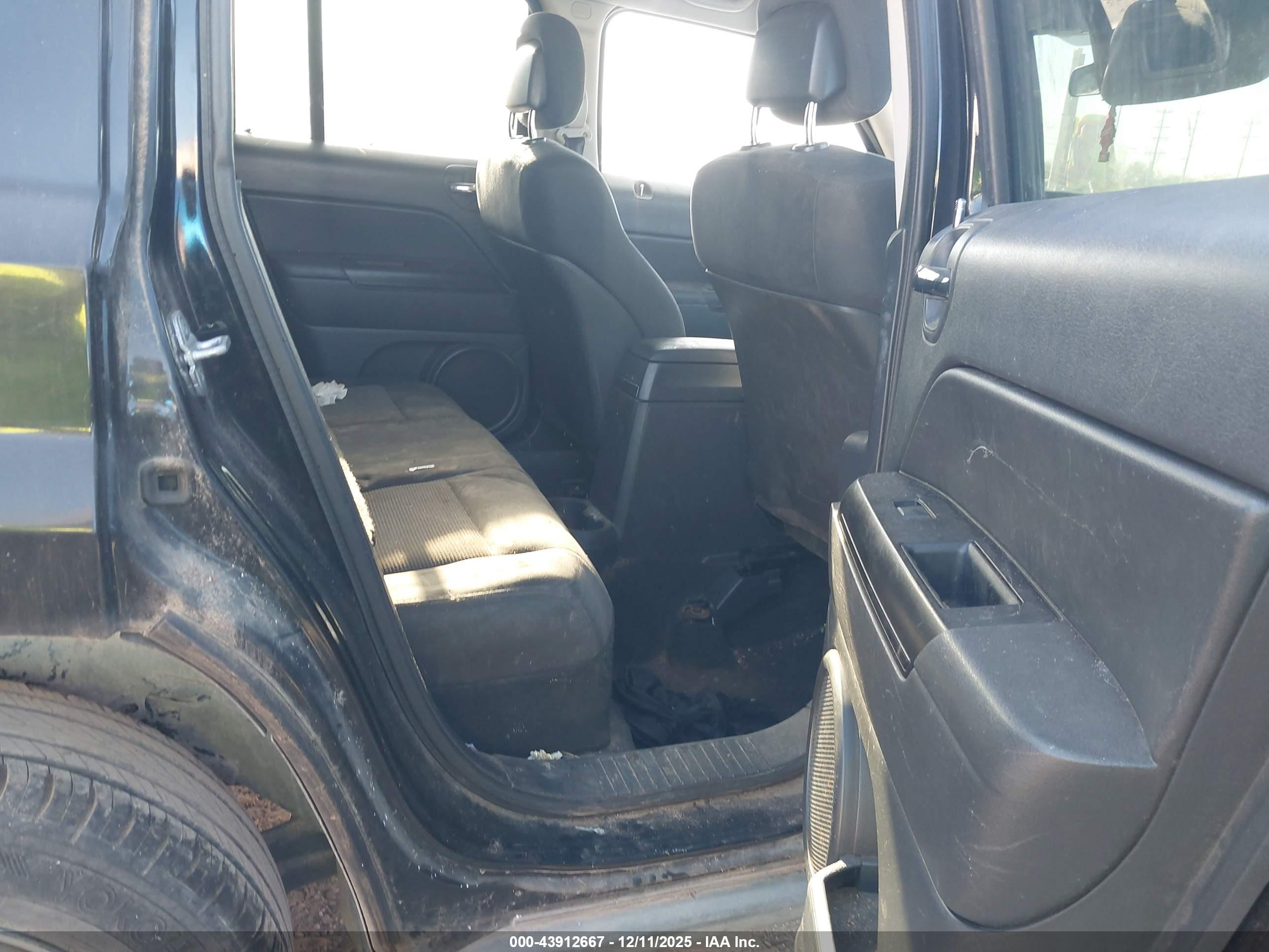 JEEP PATRIOT image 8