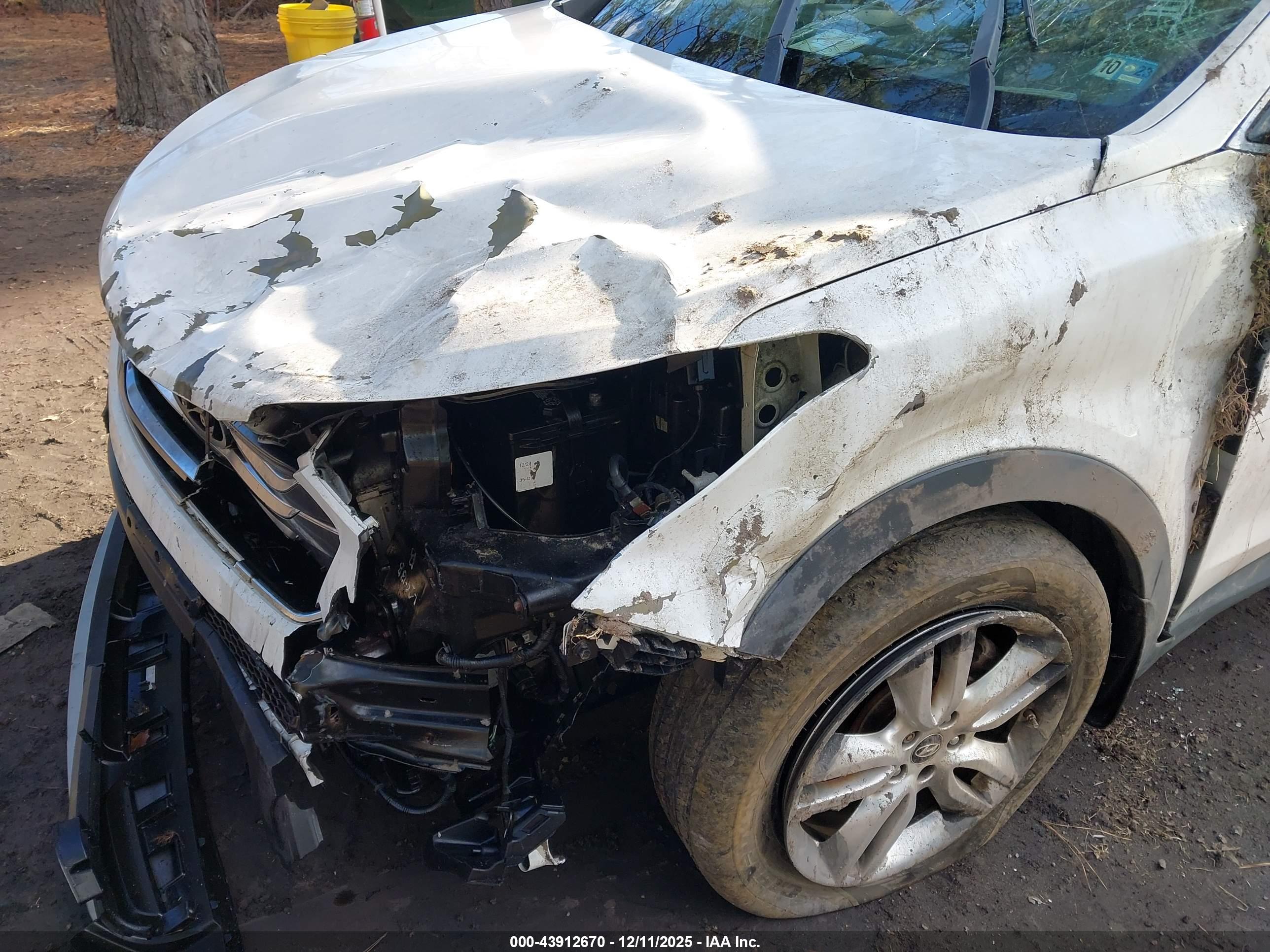 HYUNDAI SANTA image 6