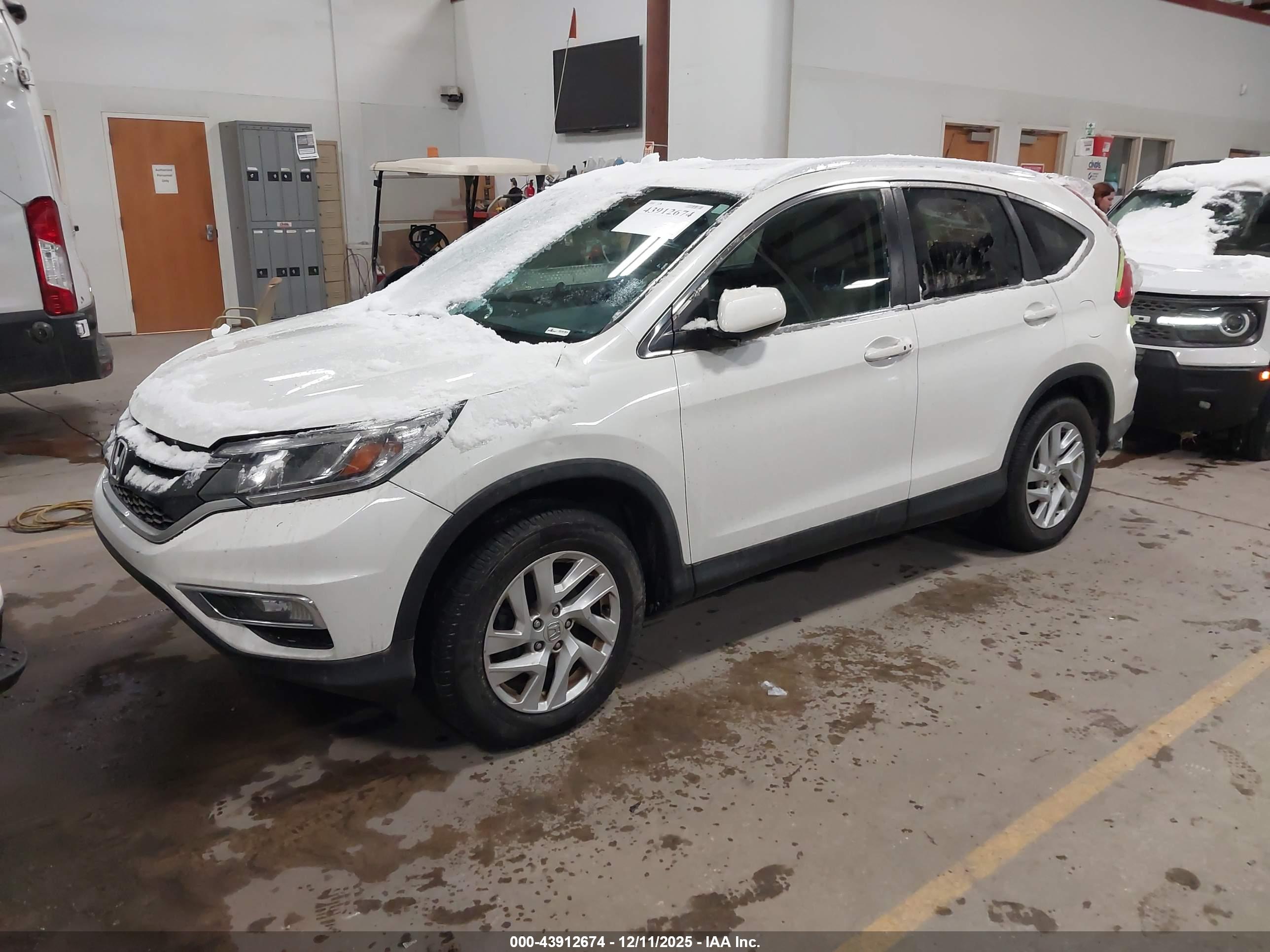 HONDA CR-V image 2