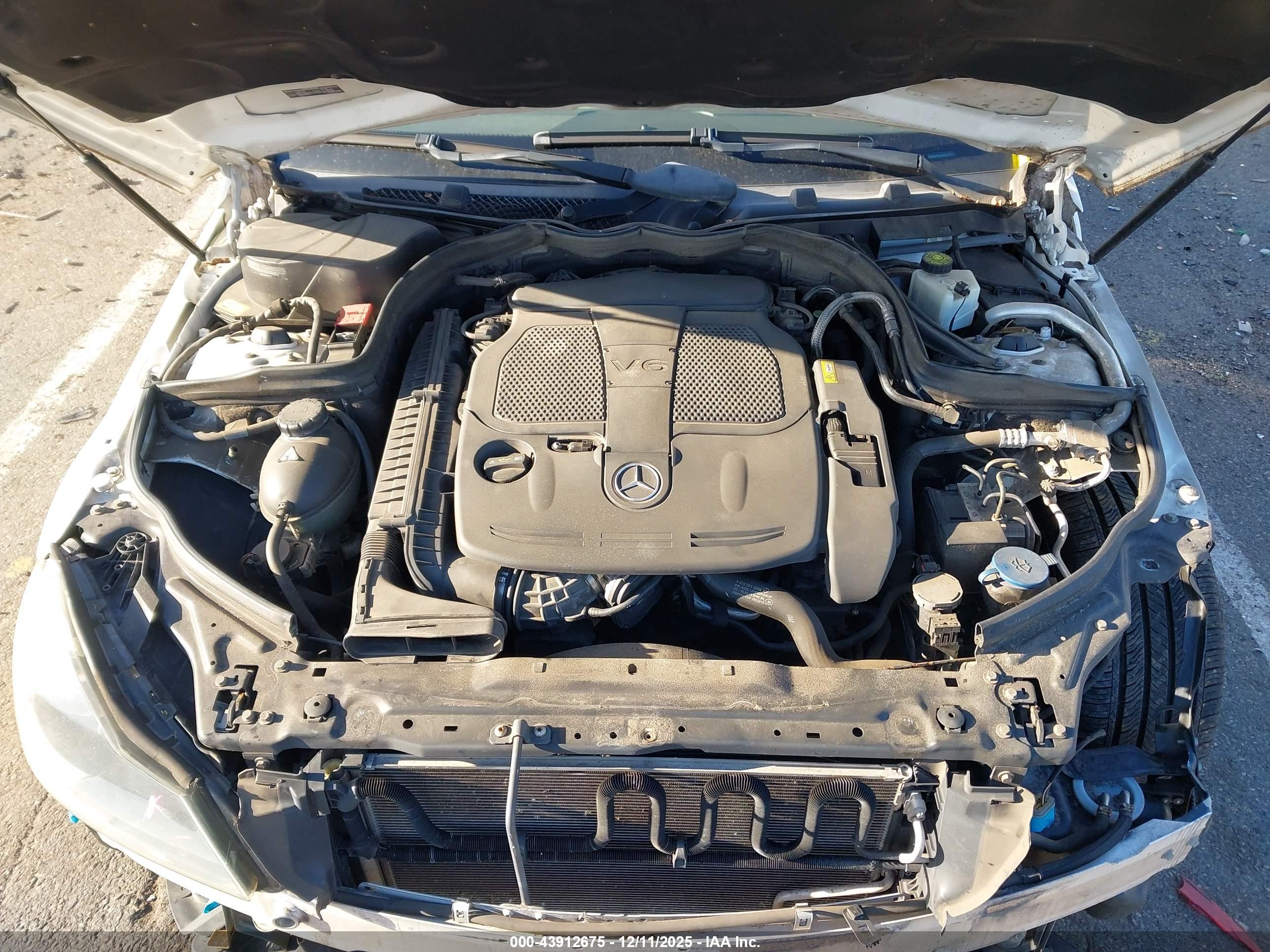 MERCEDES-BENZ C image 10