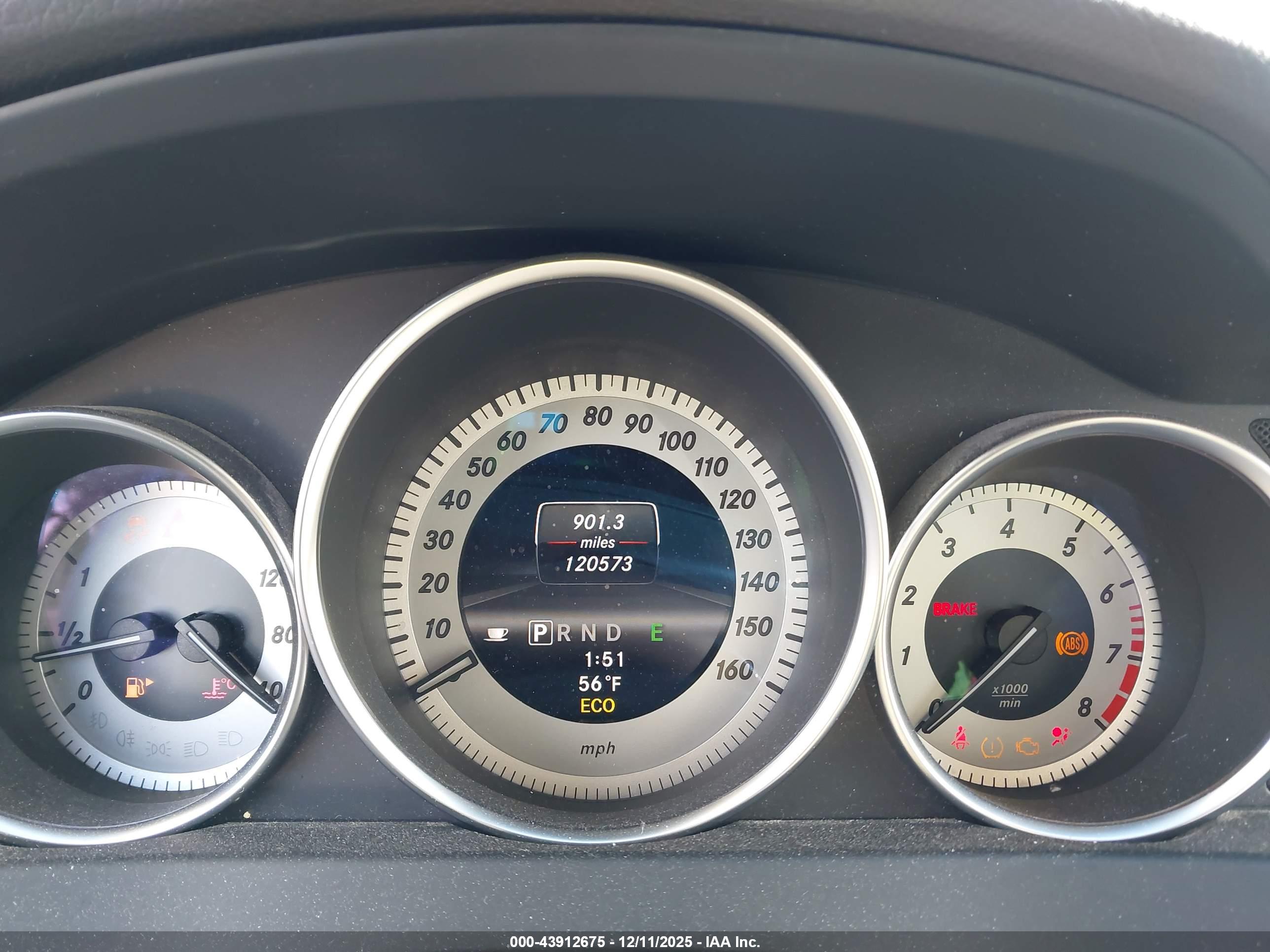 MERCEDES-BENZ C image 7