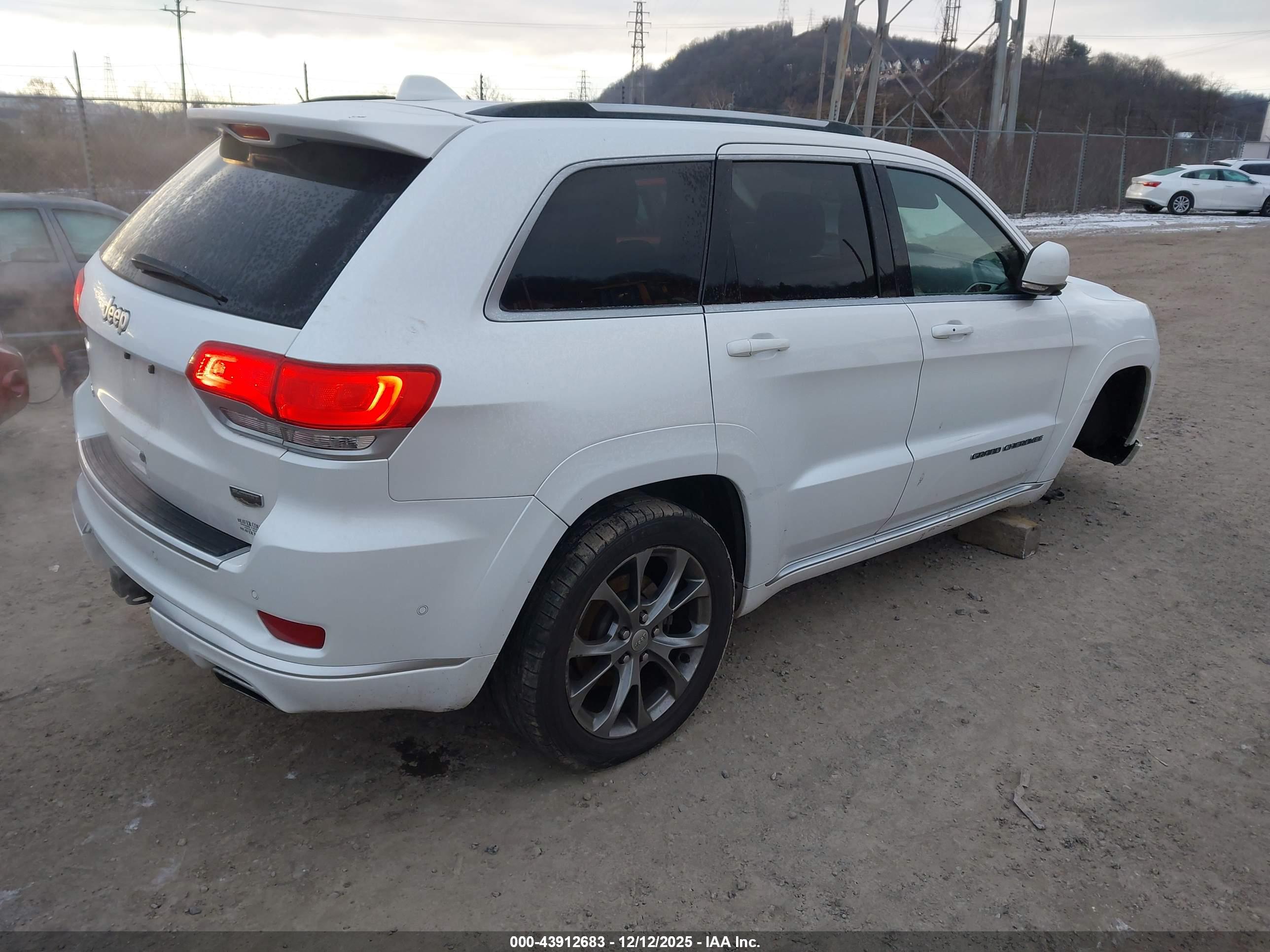 JEEP GRAND image 4