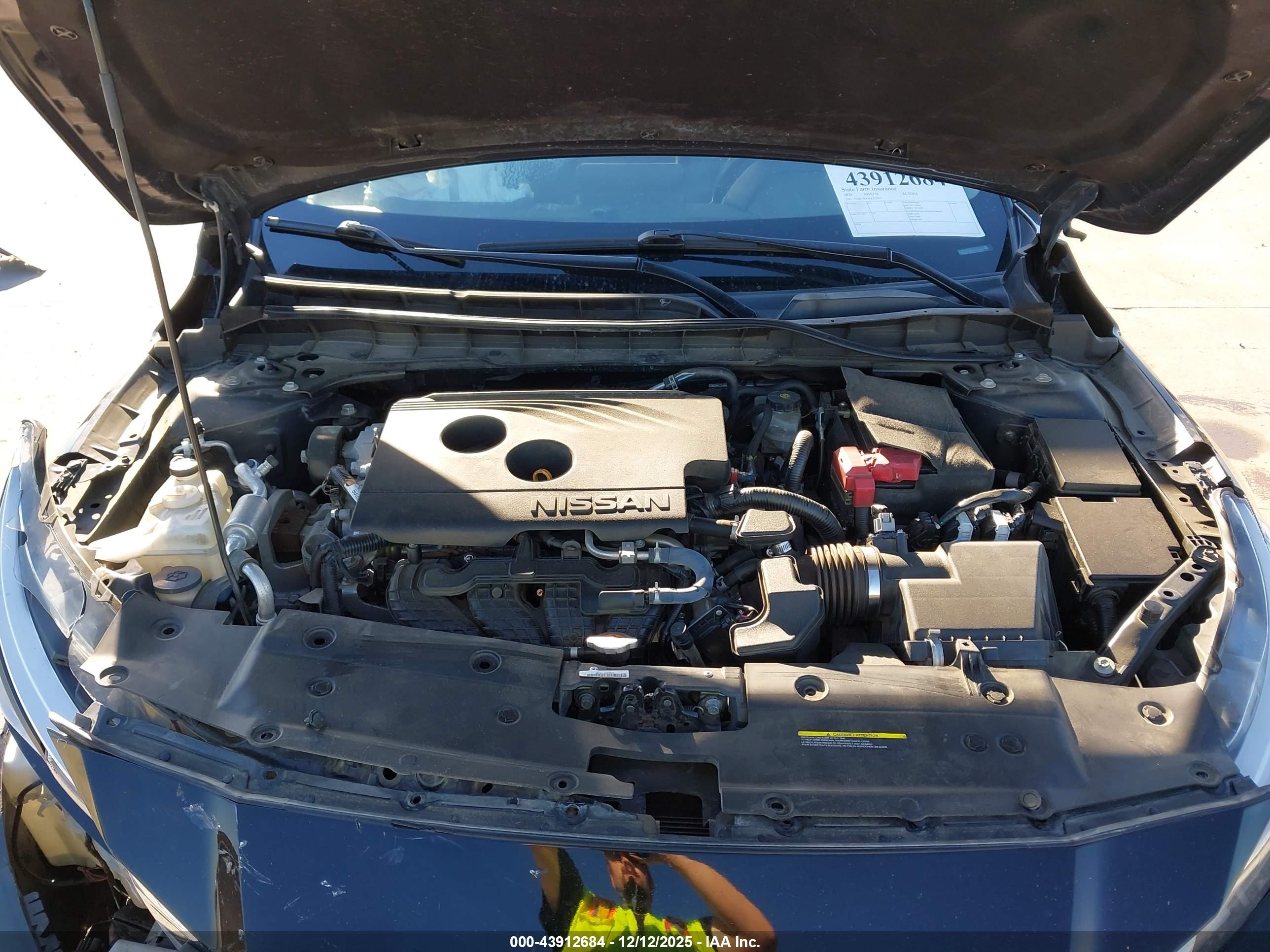 NISSAN ALTIMA image 10