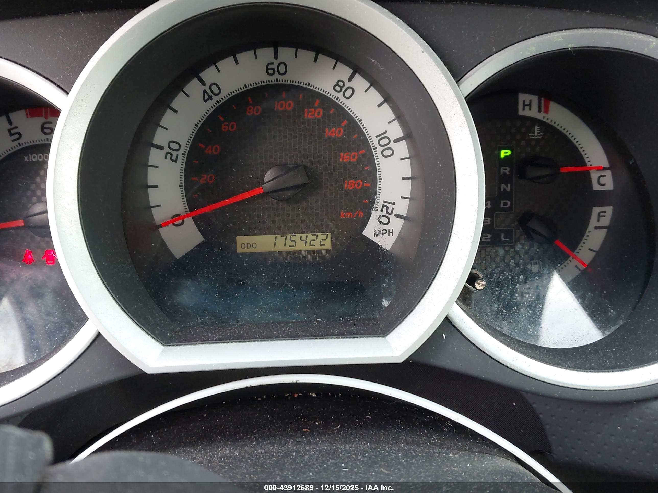 TOYOTA TACOMA image 7