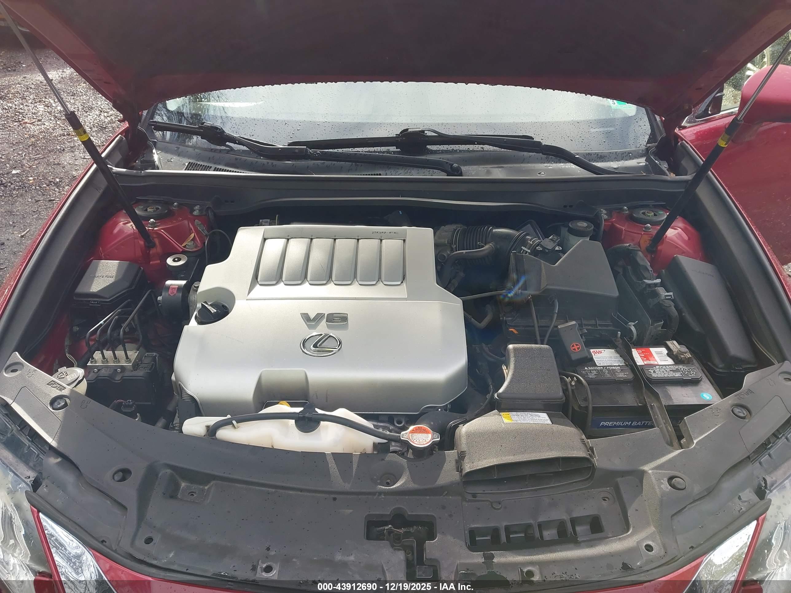 LEXUS ES image 10