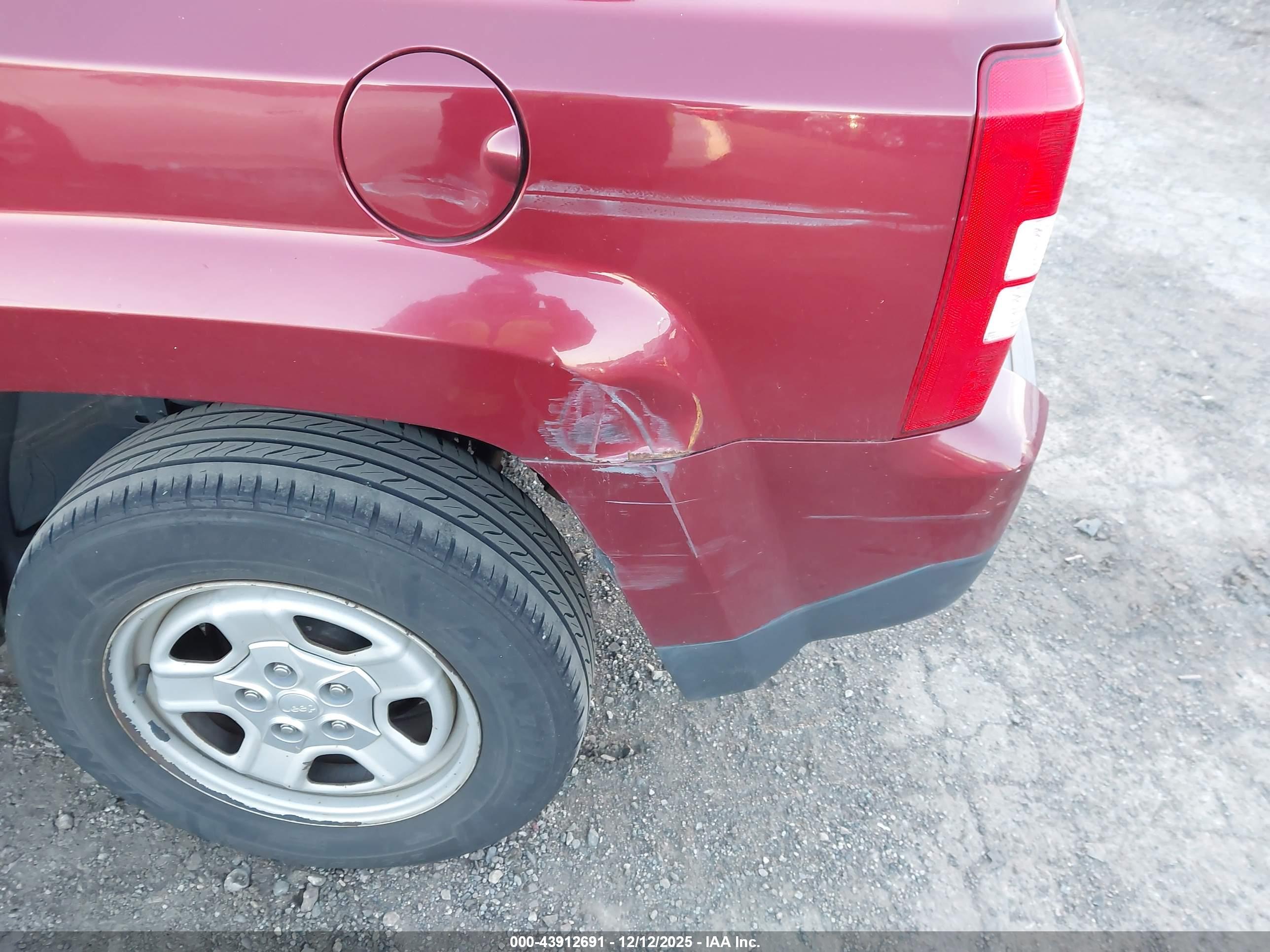 JEEP PATRIOT image 6