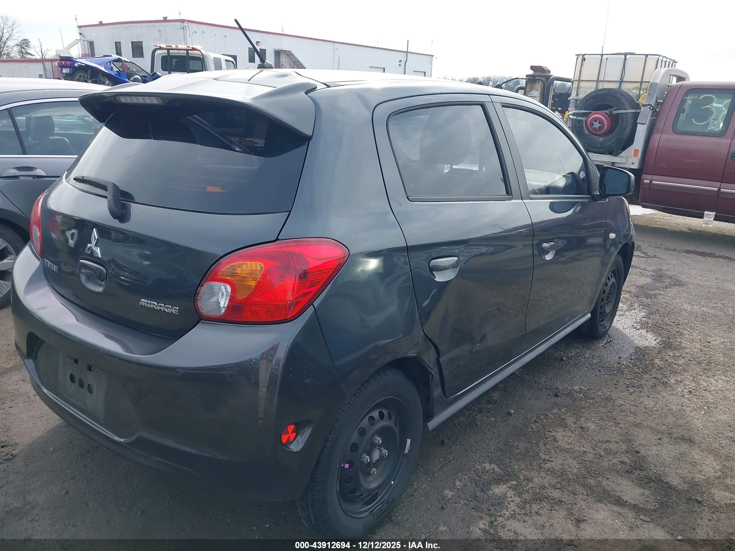 MITSUBISHI MIRAGE image 4
