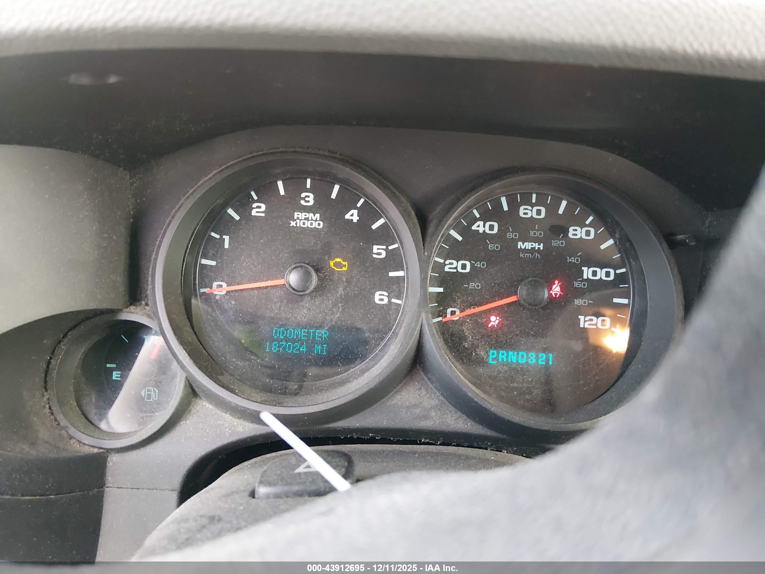 GMC SIERRA image 7