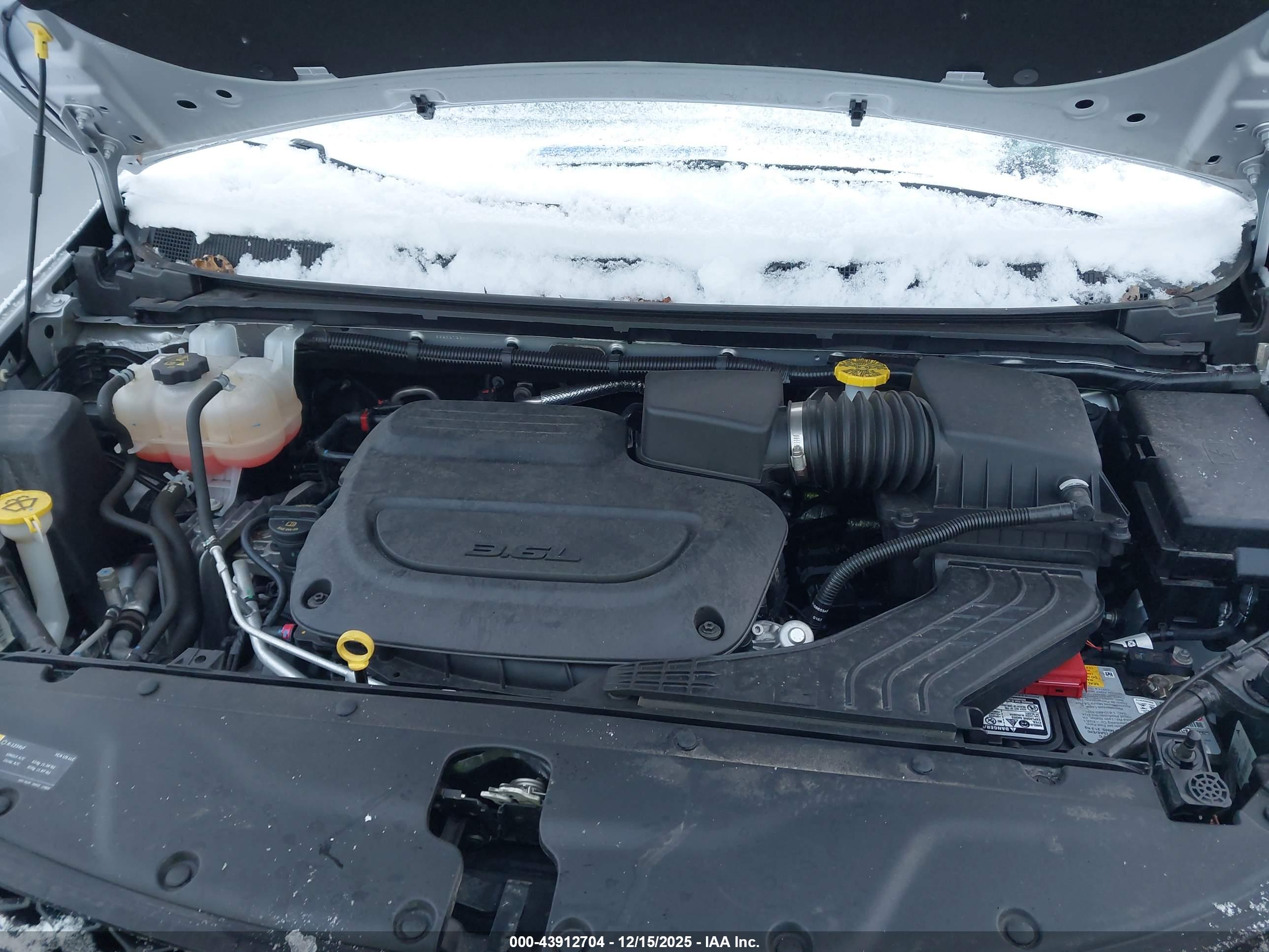 CHRYSLER PACIFICA image 10