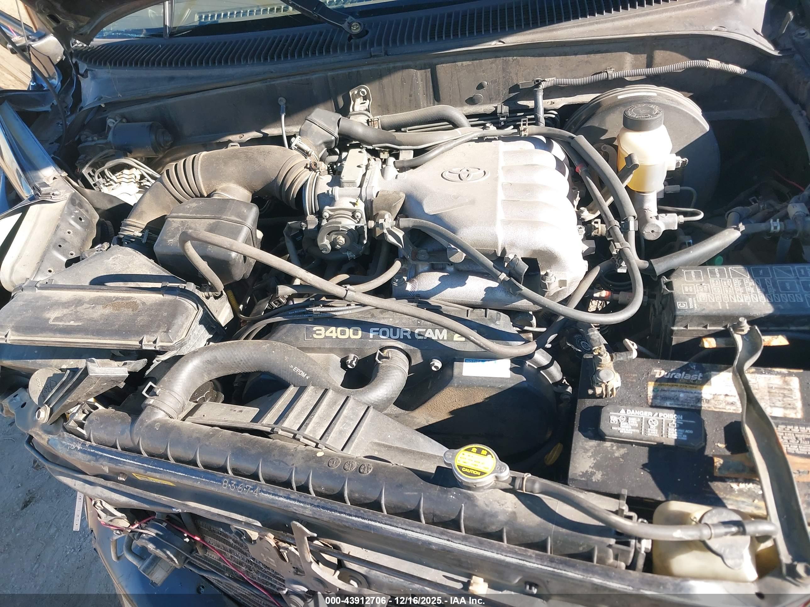 TOYOTA TACOMA image 10