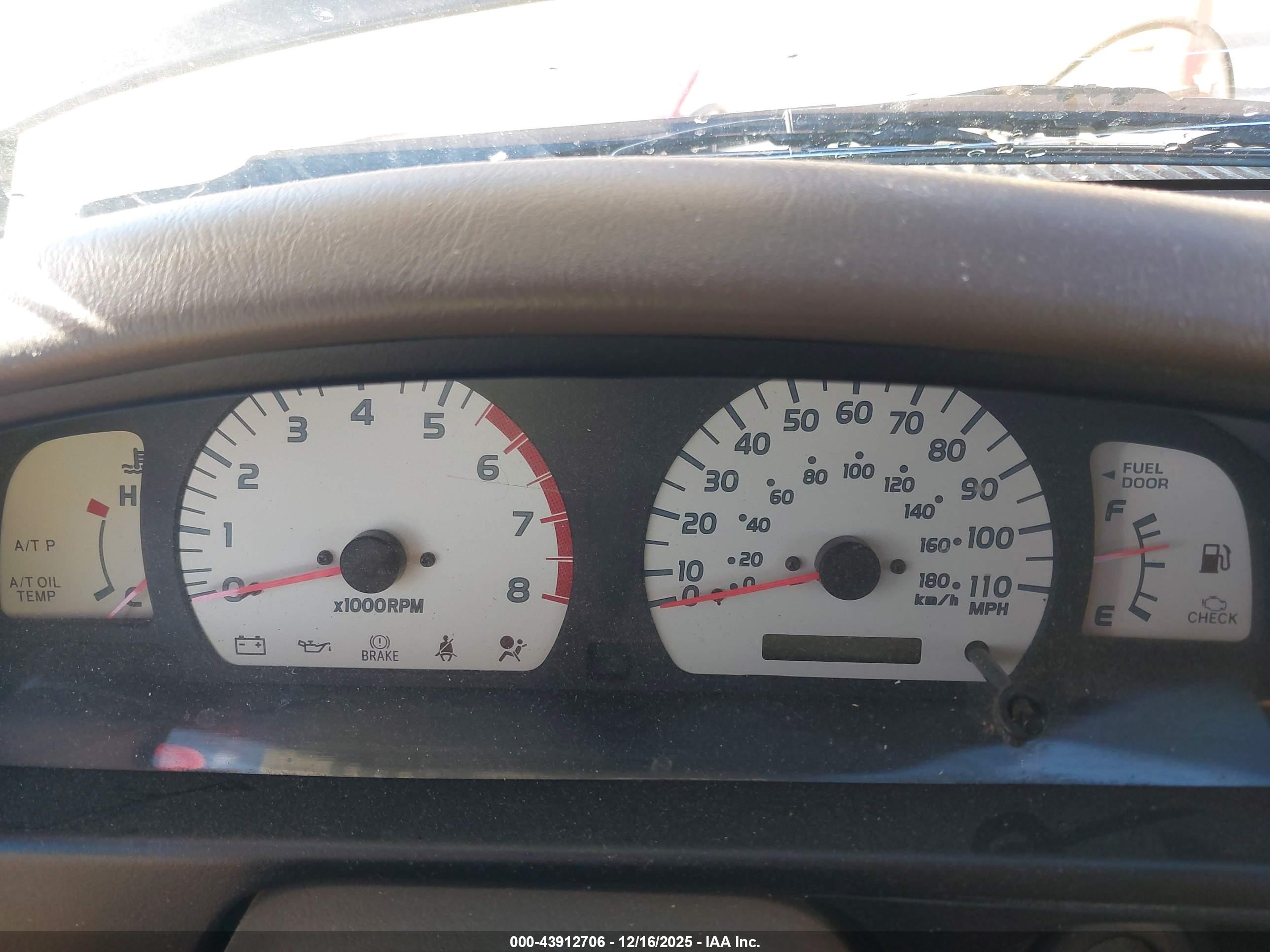 TOYOTA TACOMA image 7
