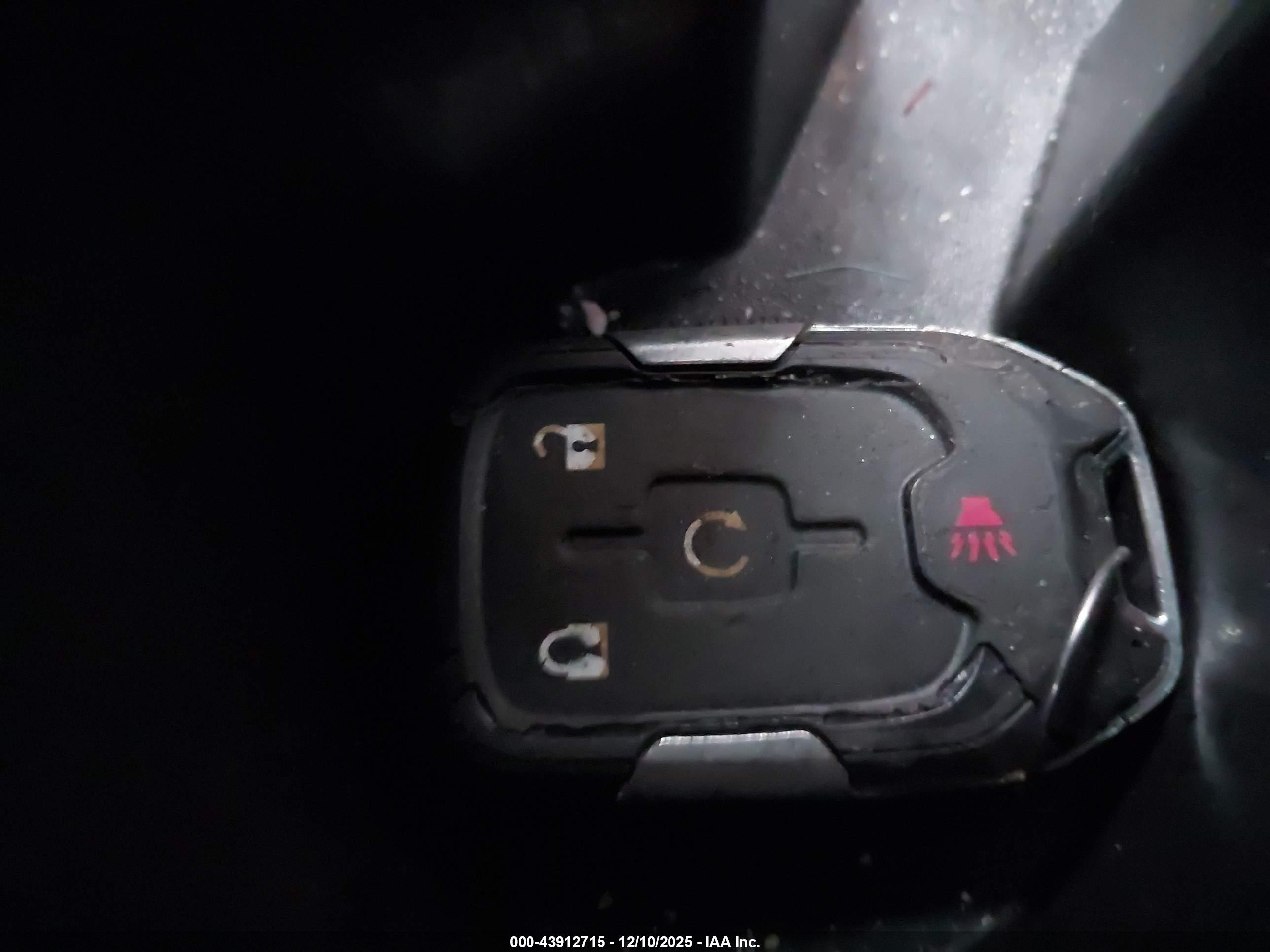 GMC TERRAIN image 11
