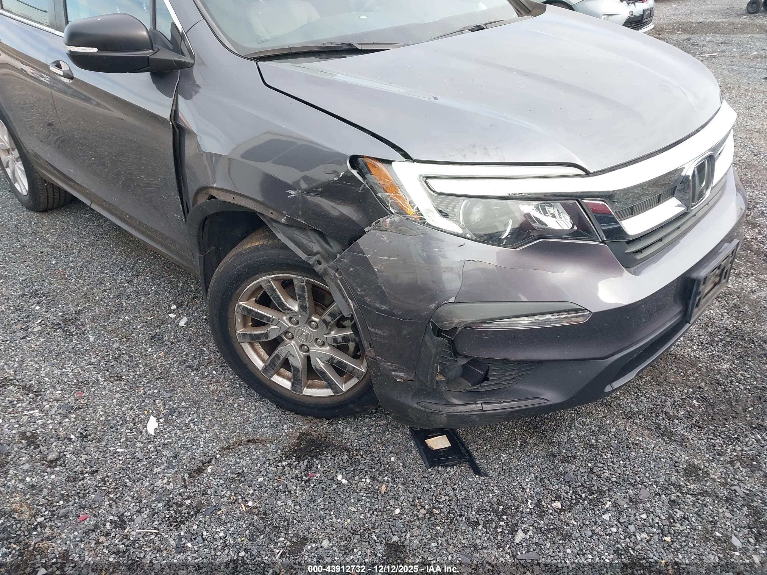 HONDA PILOT image 6