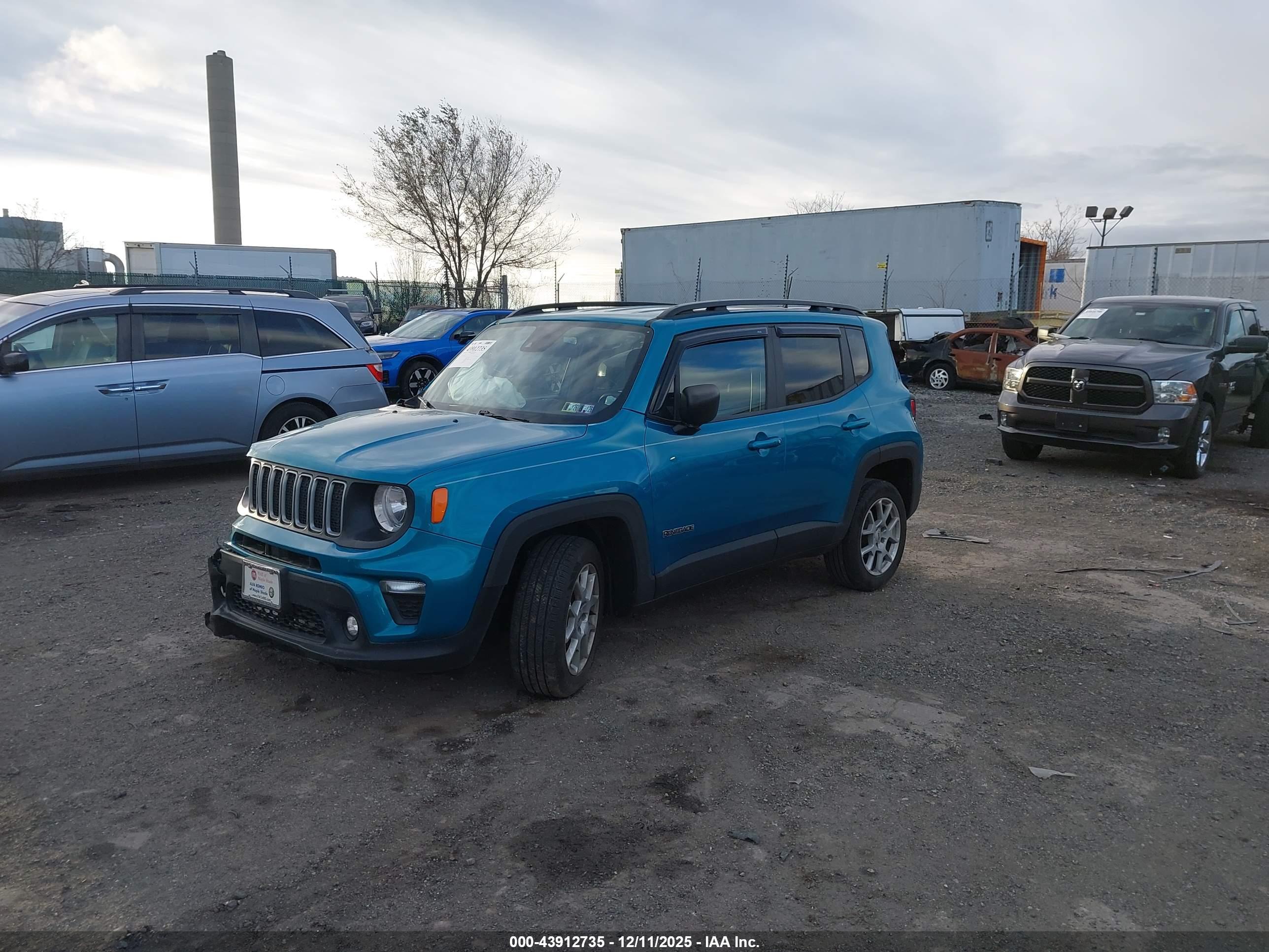 JEEP RENEGADE image 2