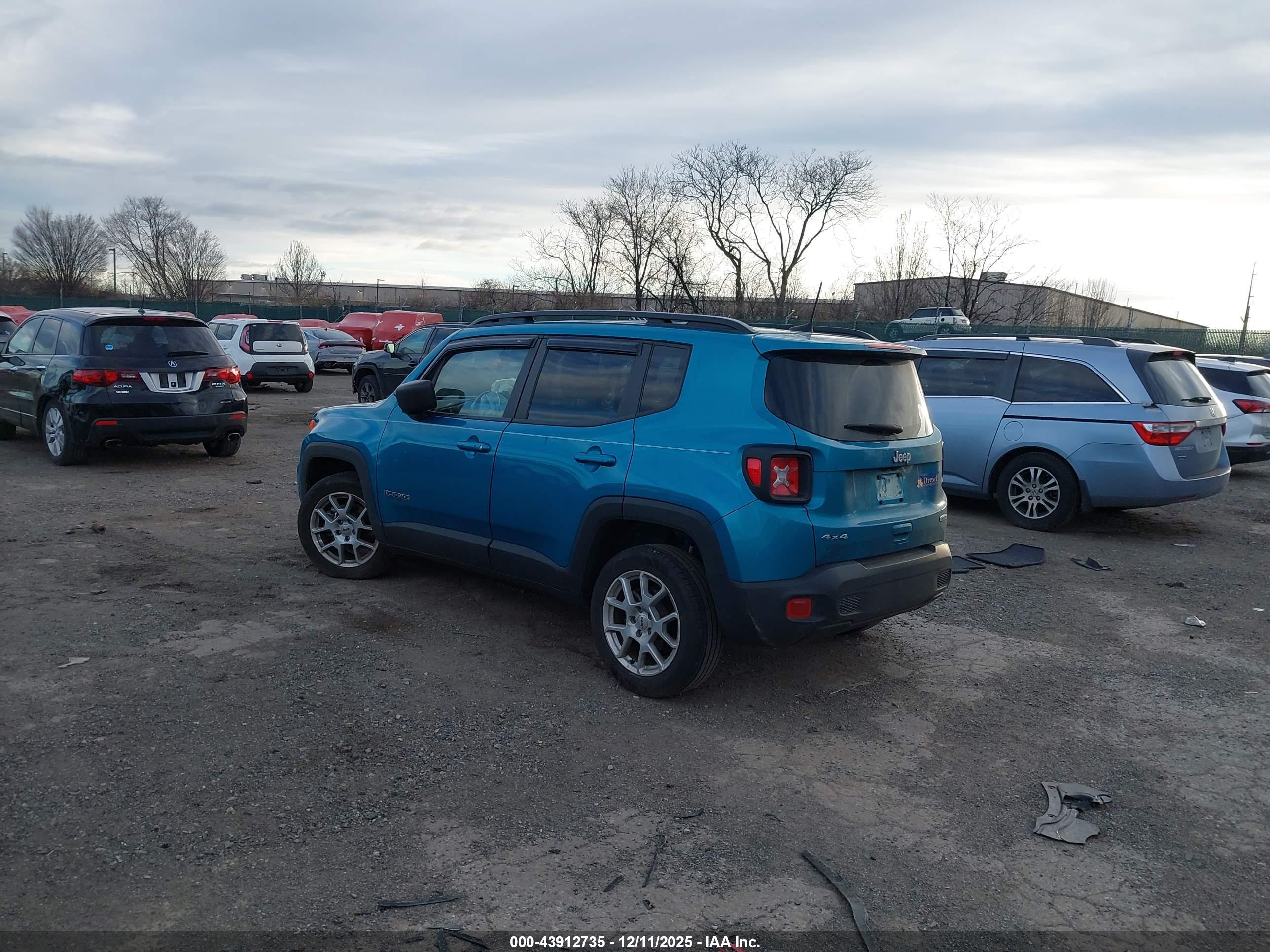 JEEP RENEGADE image 3
