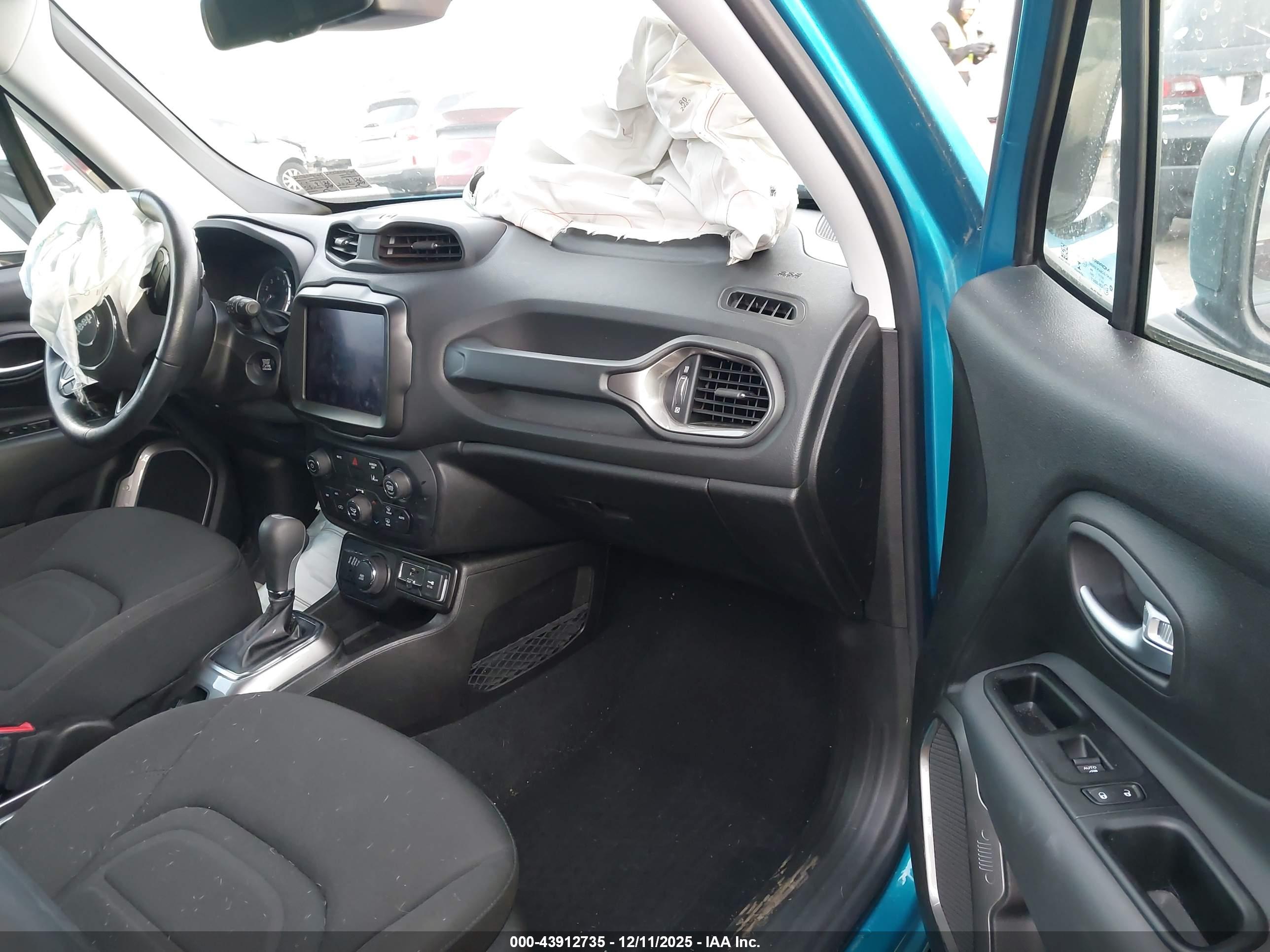 JEEP RENEGADE image 5