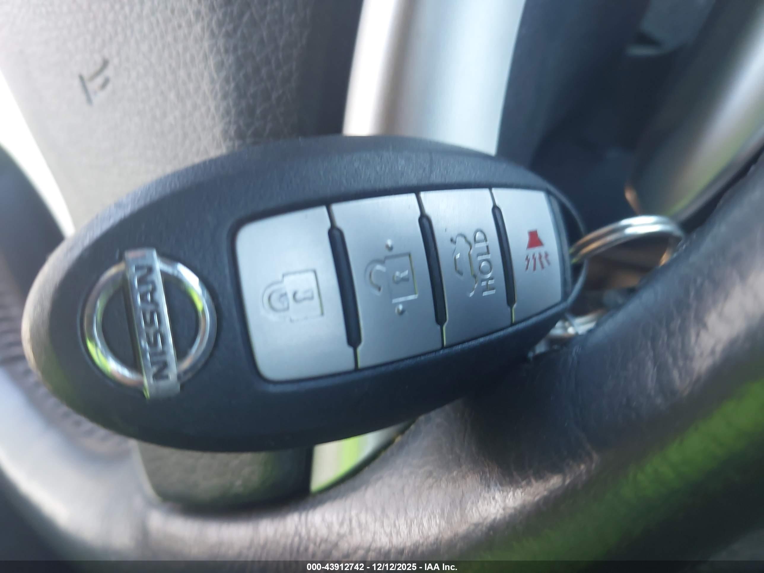 NISSAN ALTIMA image 11