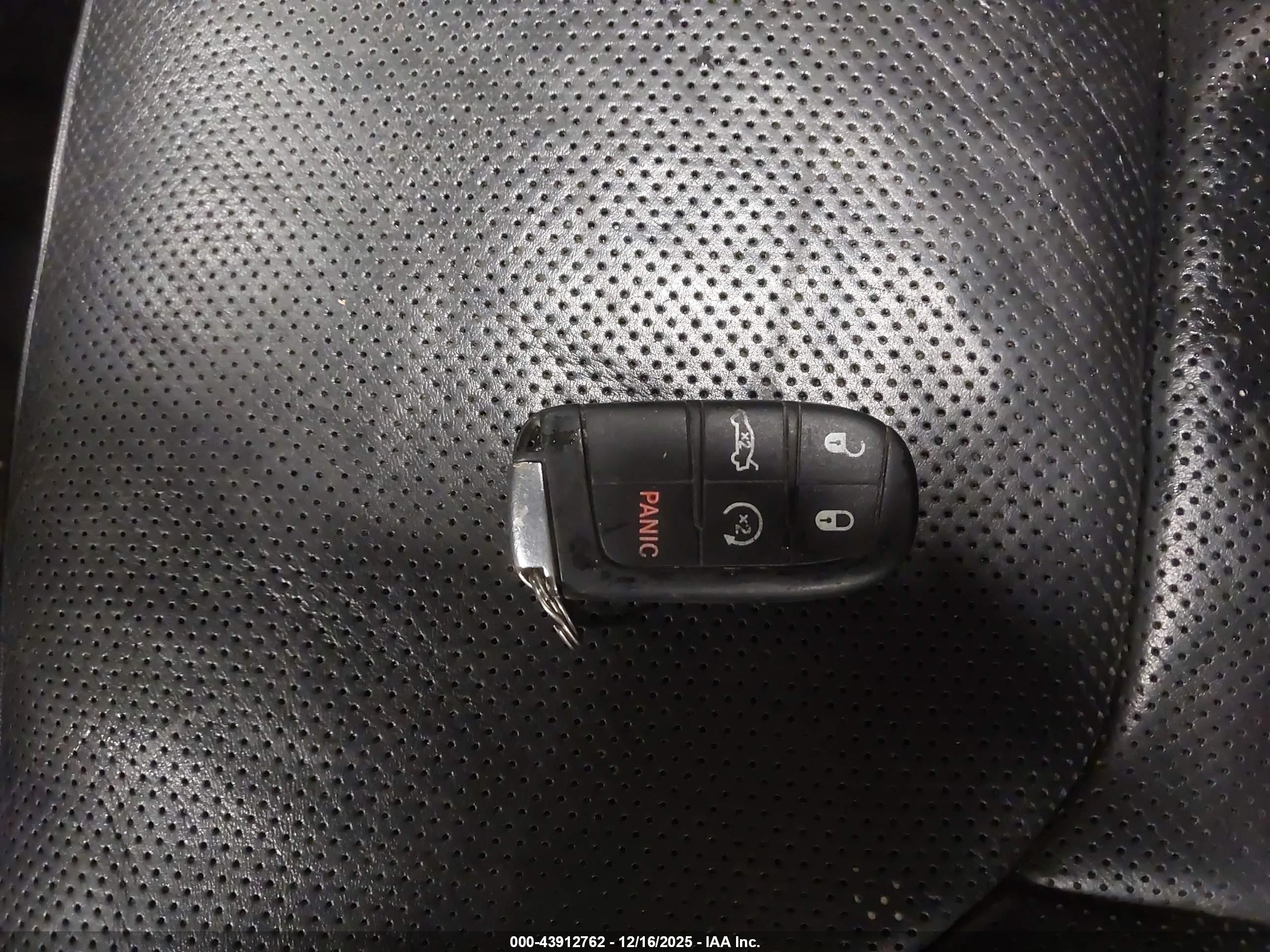 CHRYSLER 300C image 11
