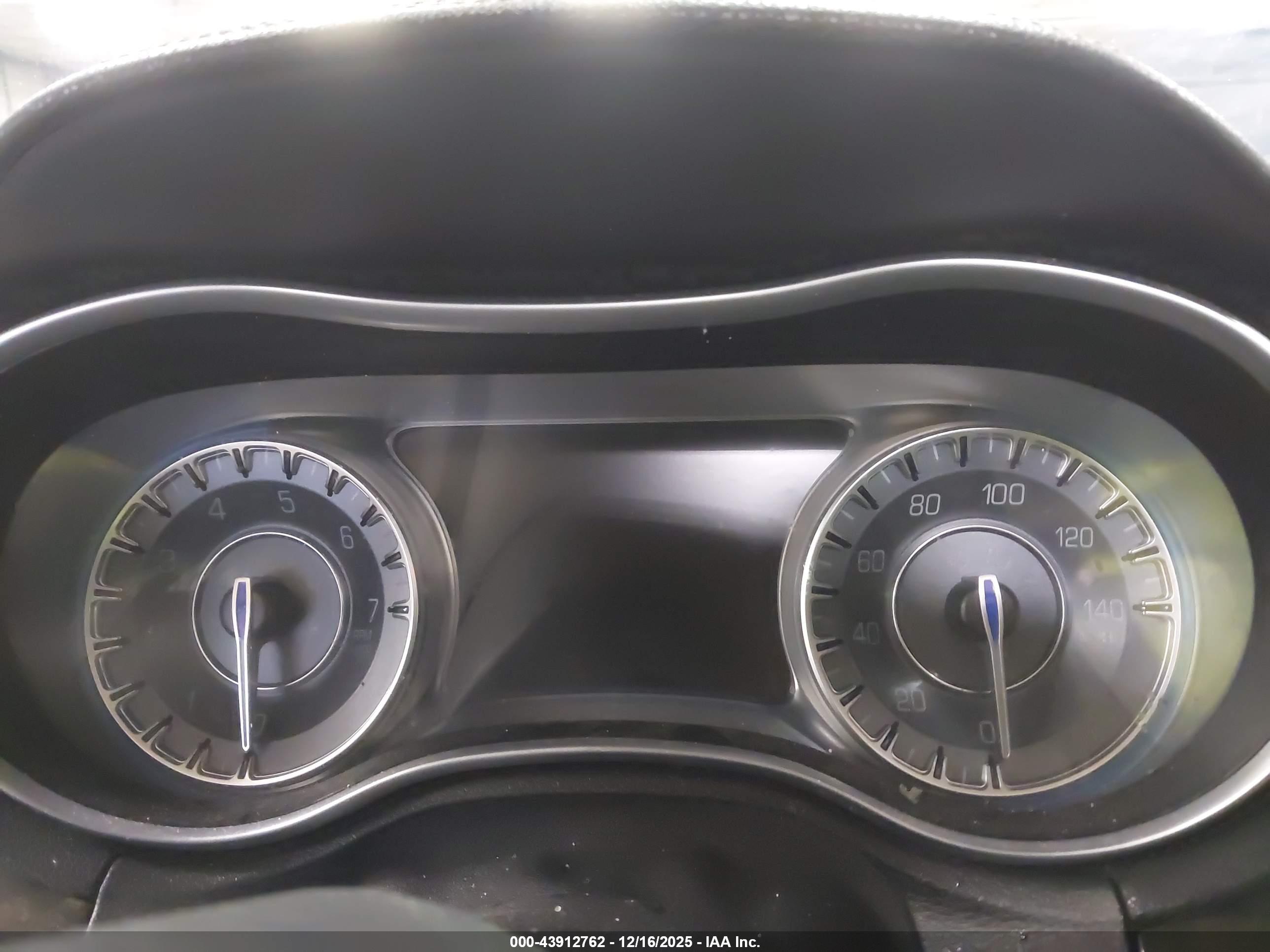 CHRYSLER 300C image 7