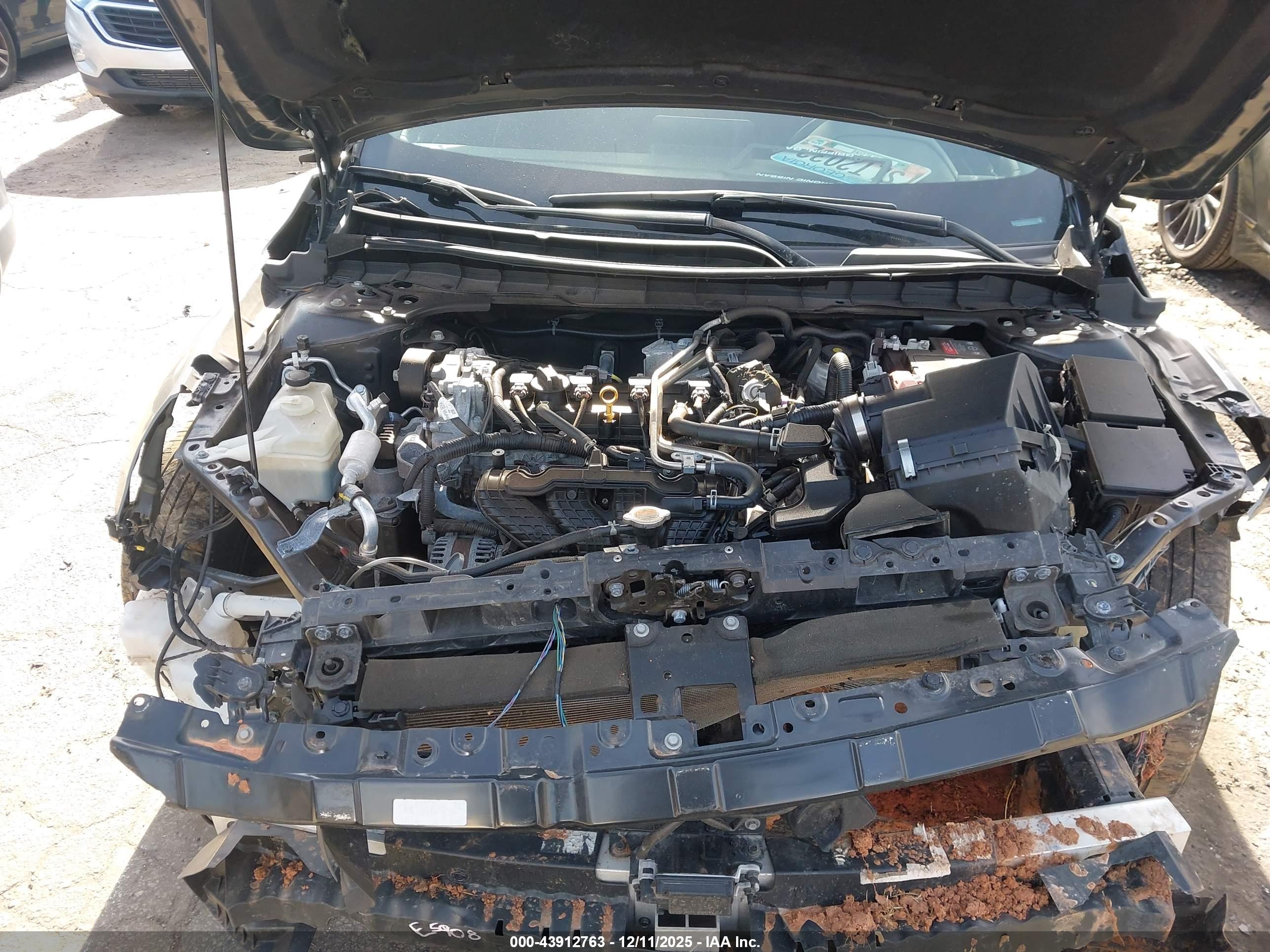 NISSAN ALTIMA image 10