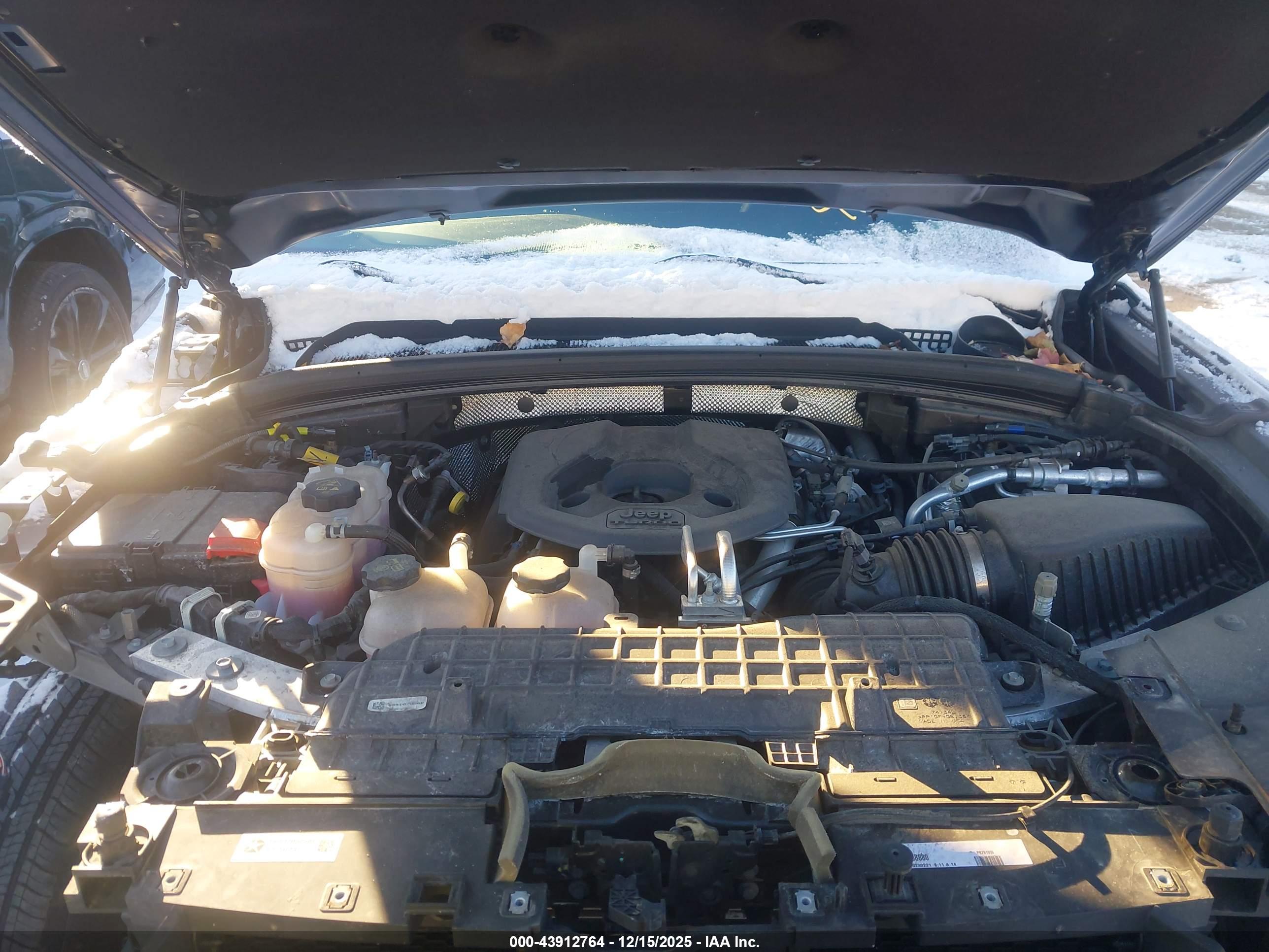 JEEP GRAND image 10