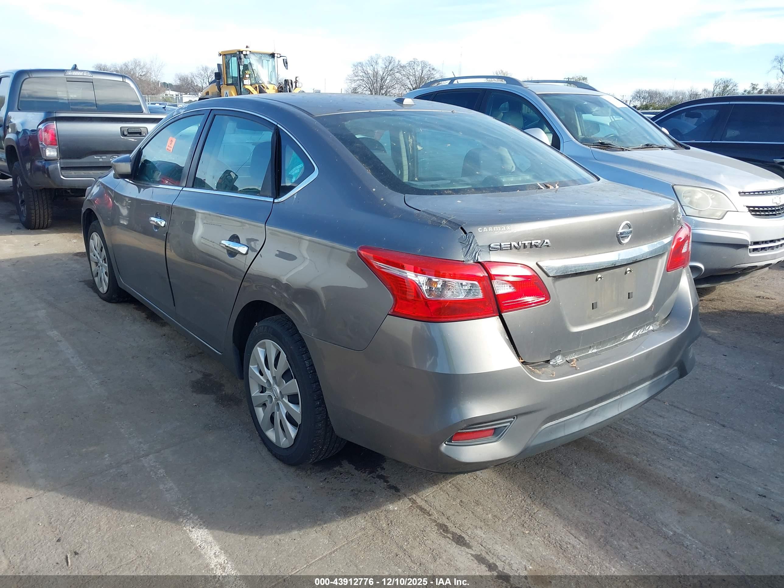 NISSAN SENTRA image 3