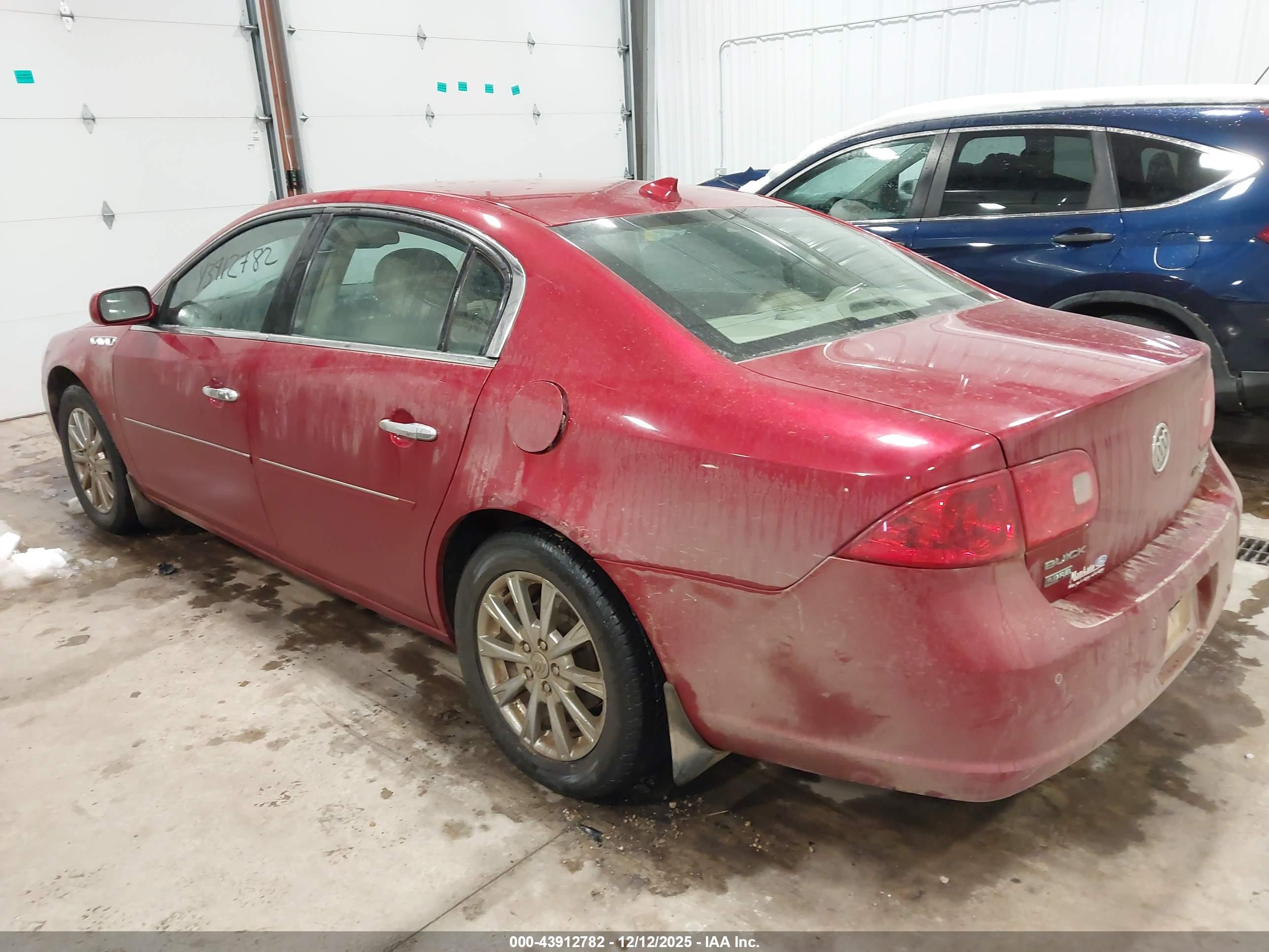 BUICK LUCERNE image 3