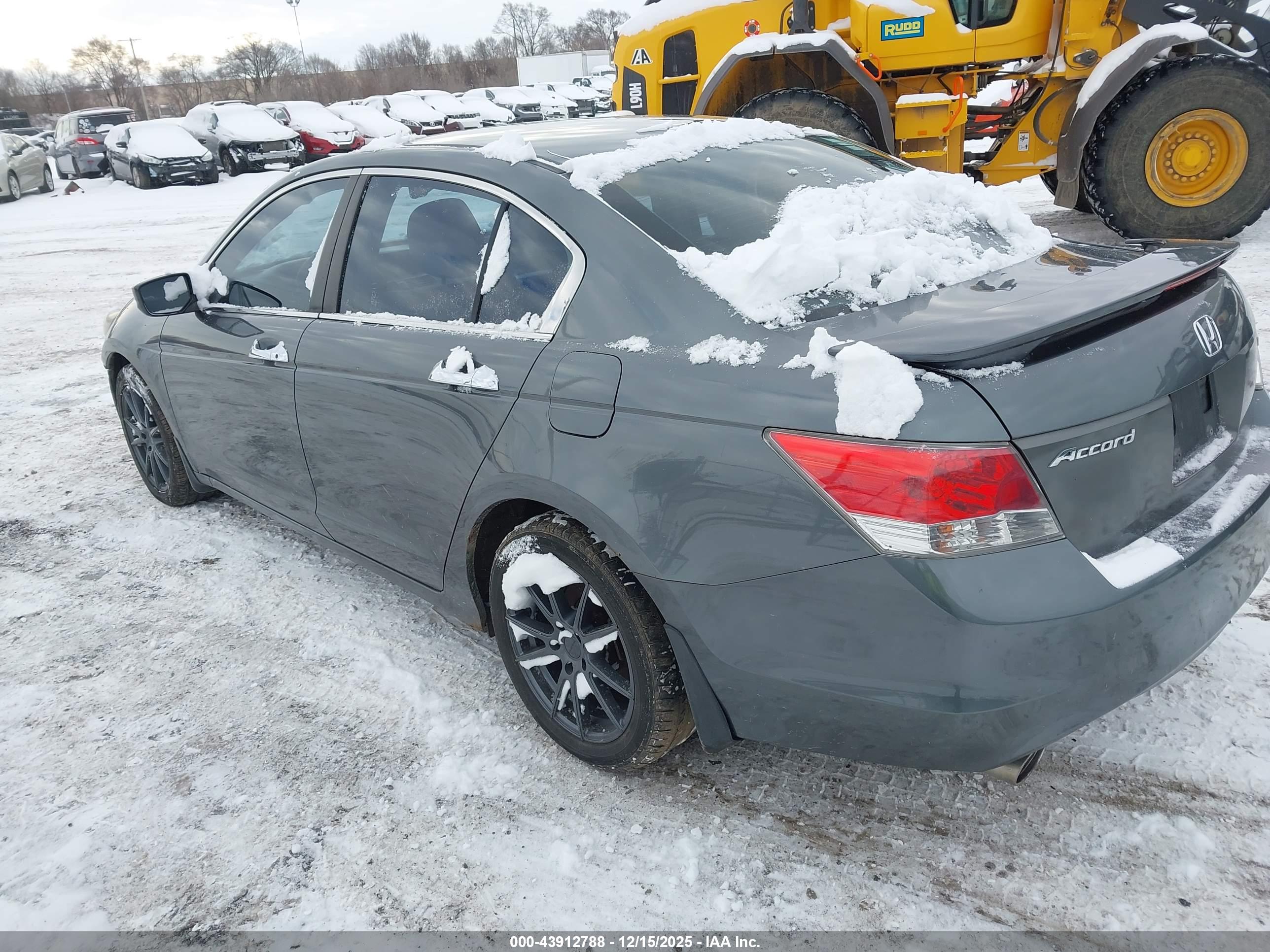 HONDA ACCORD image 3