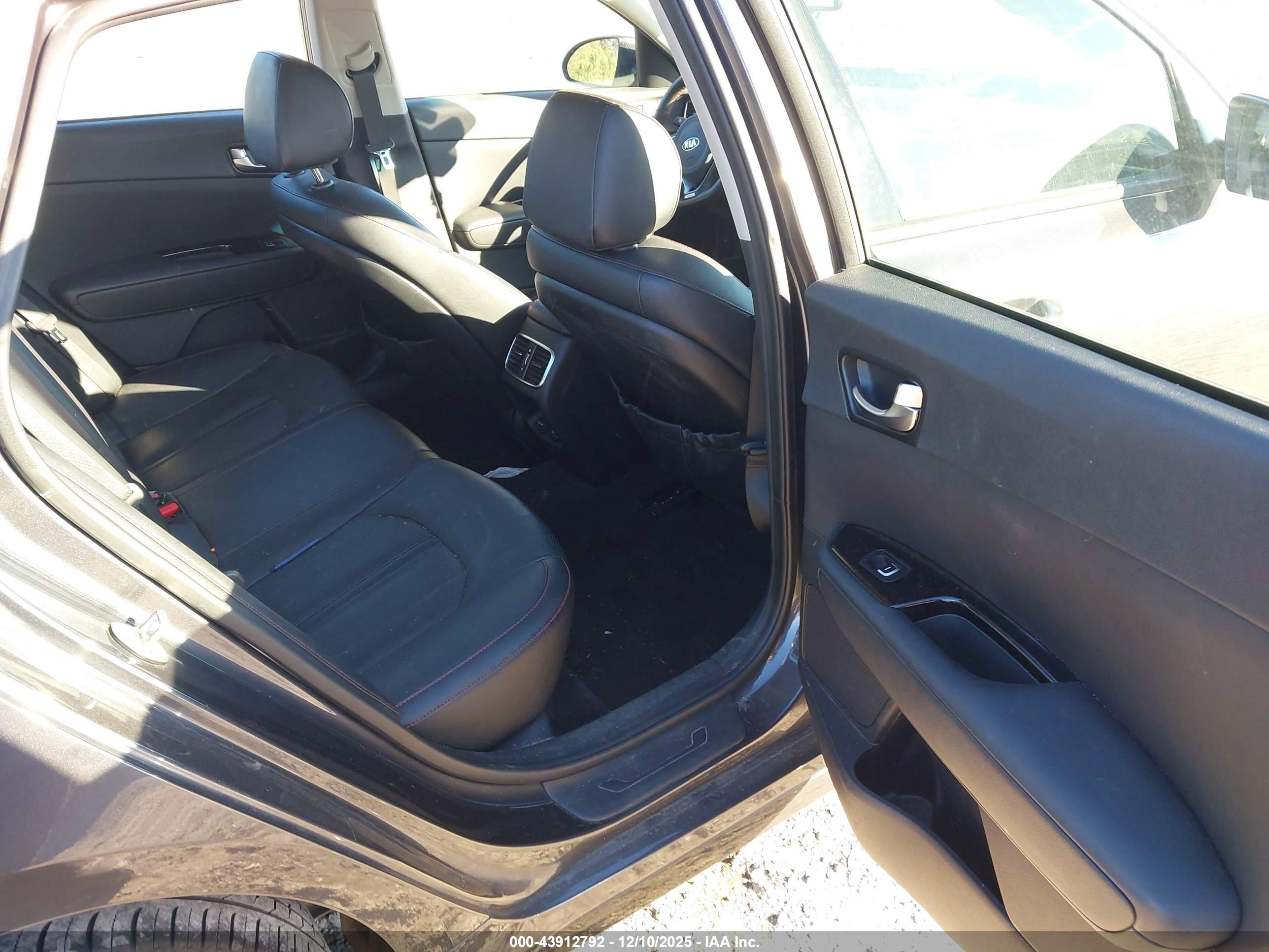 KIA OPTIMA image 8