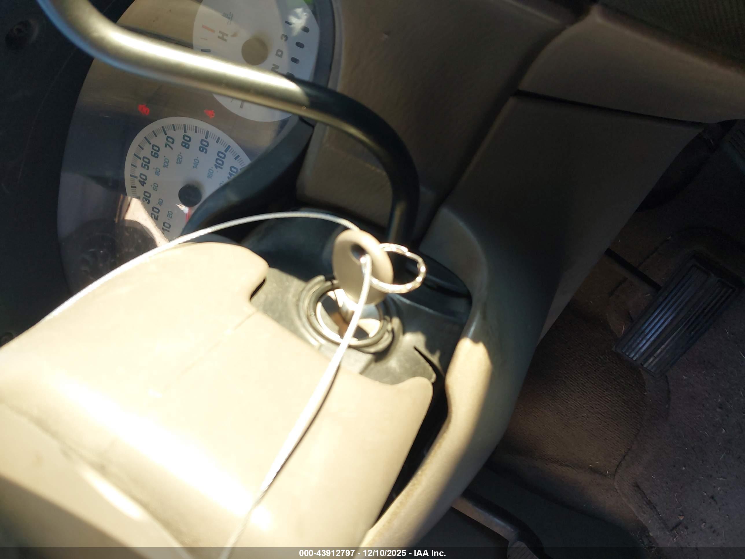 DODGE CARAVAN image 11