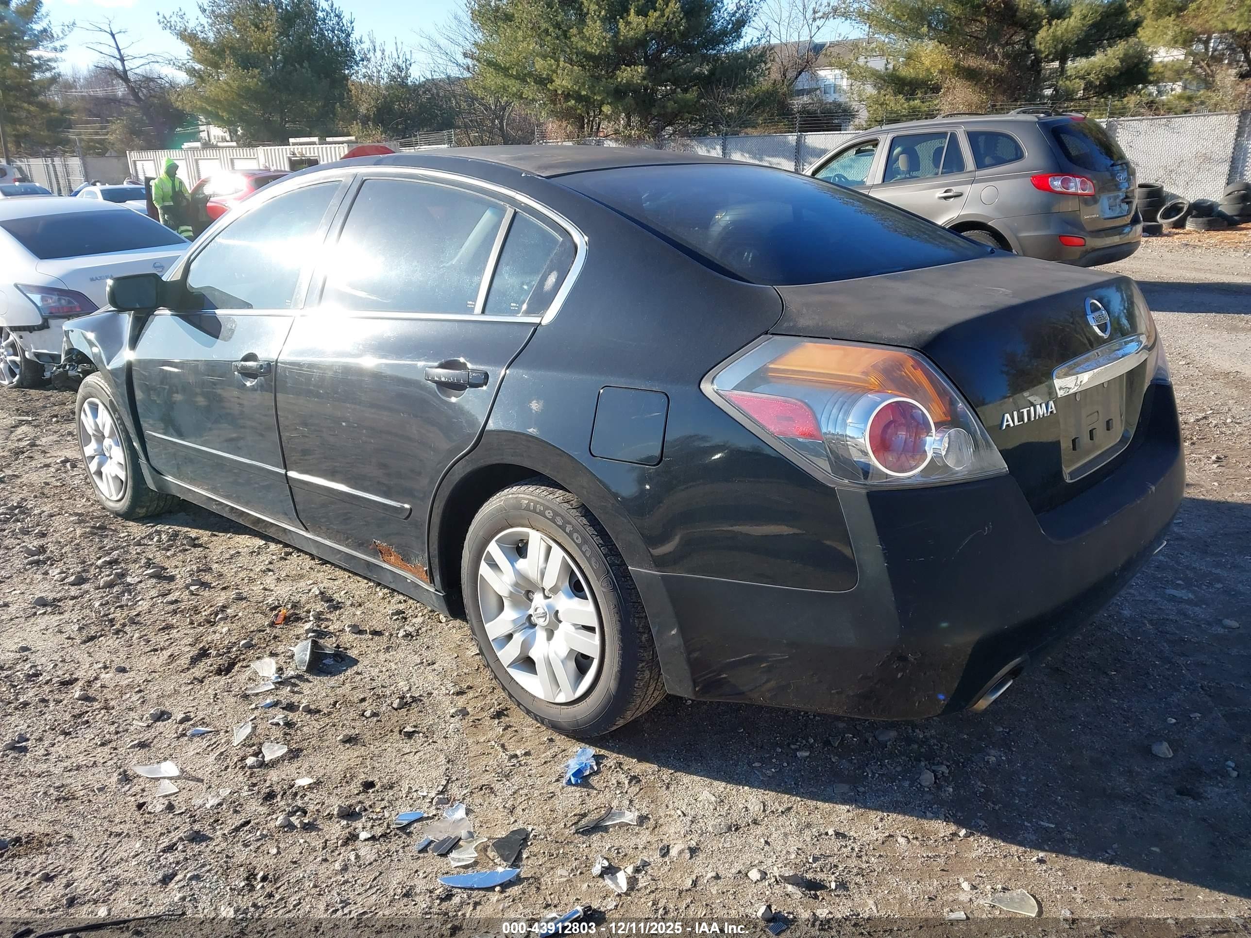 NISSAN ALTIMA image 3