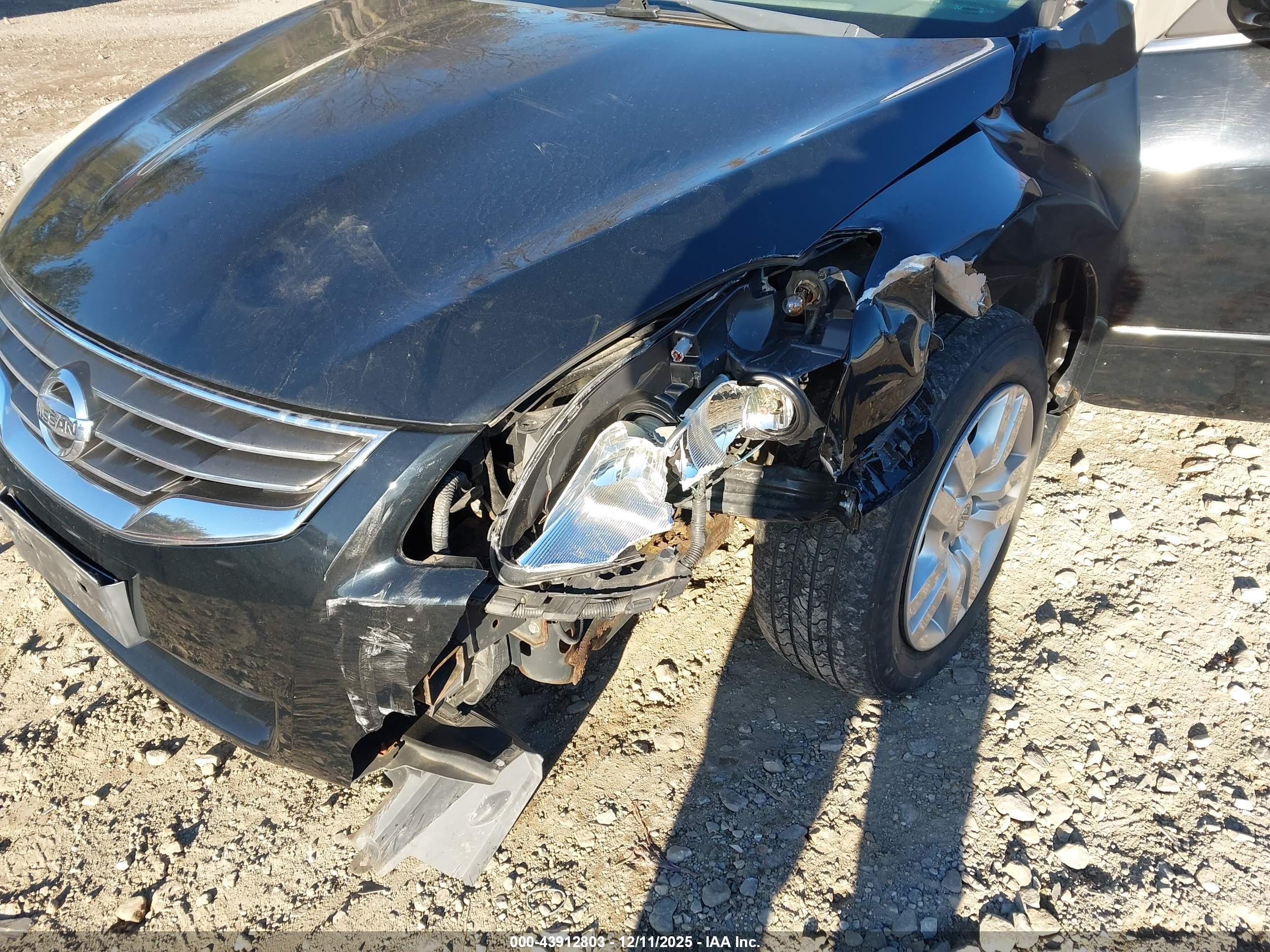 NISSAN ALTIMA image 6