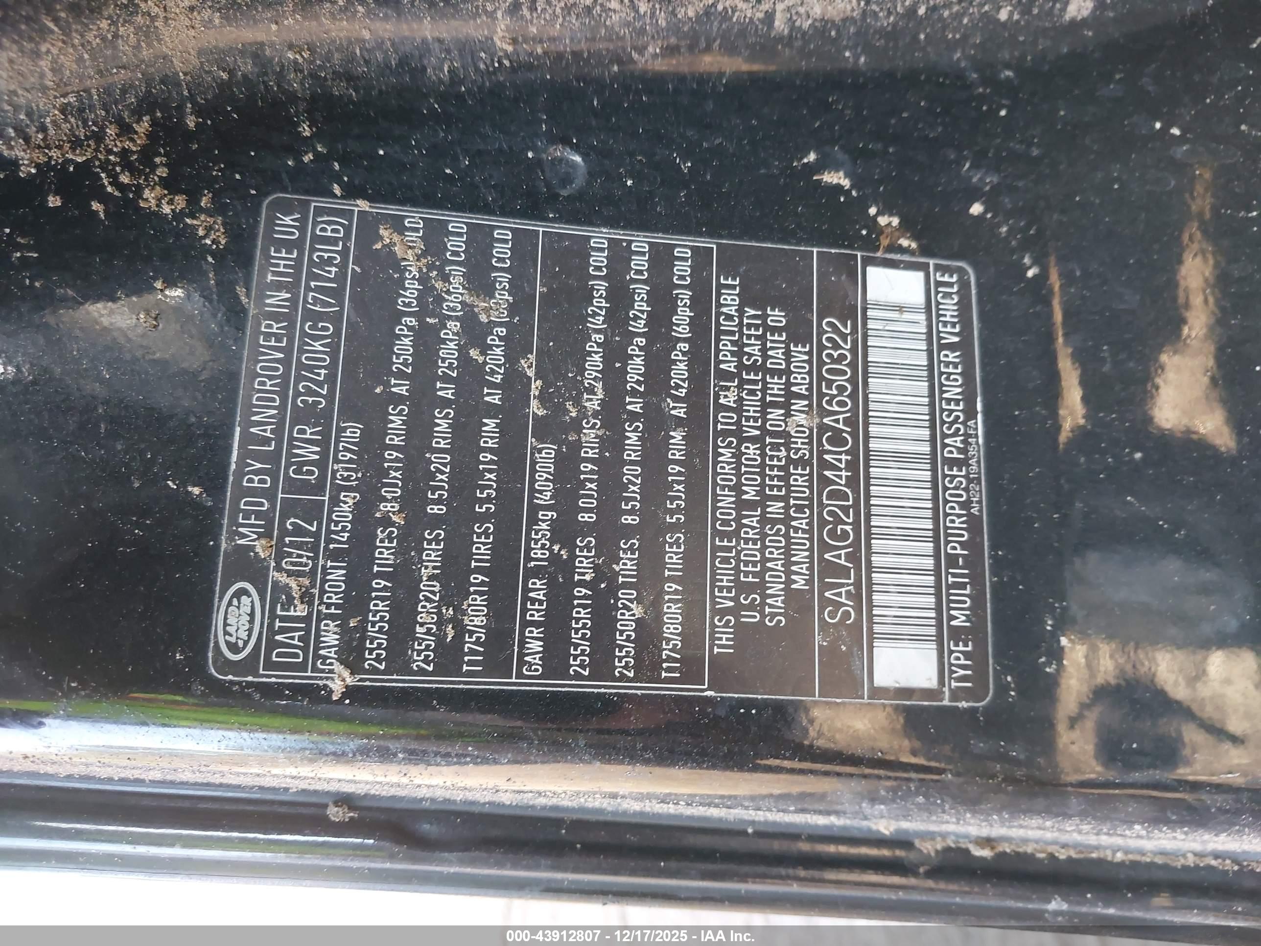 LAND ROVER image 9