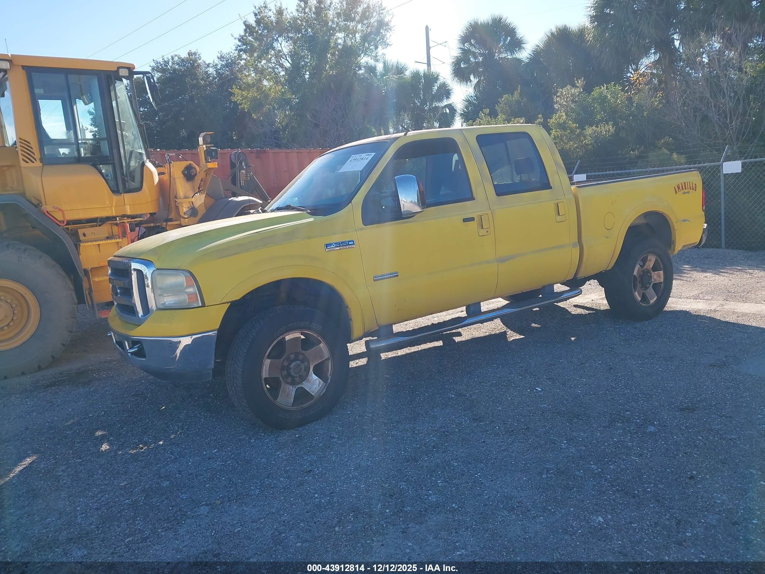 FORD F-350 image 2