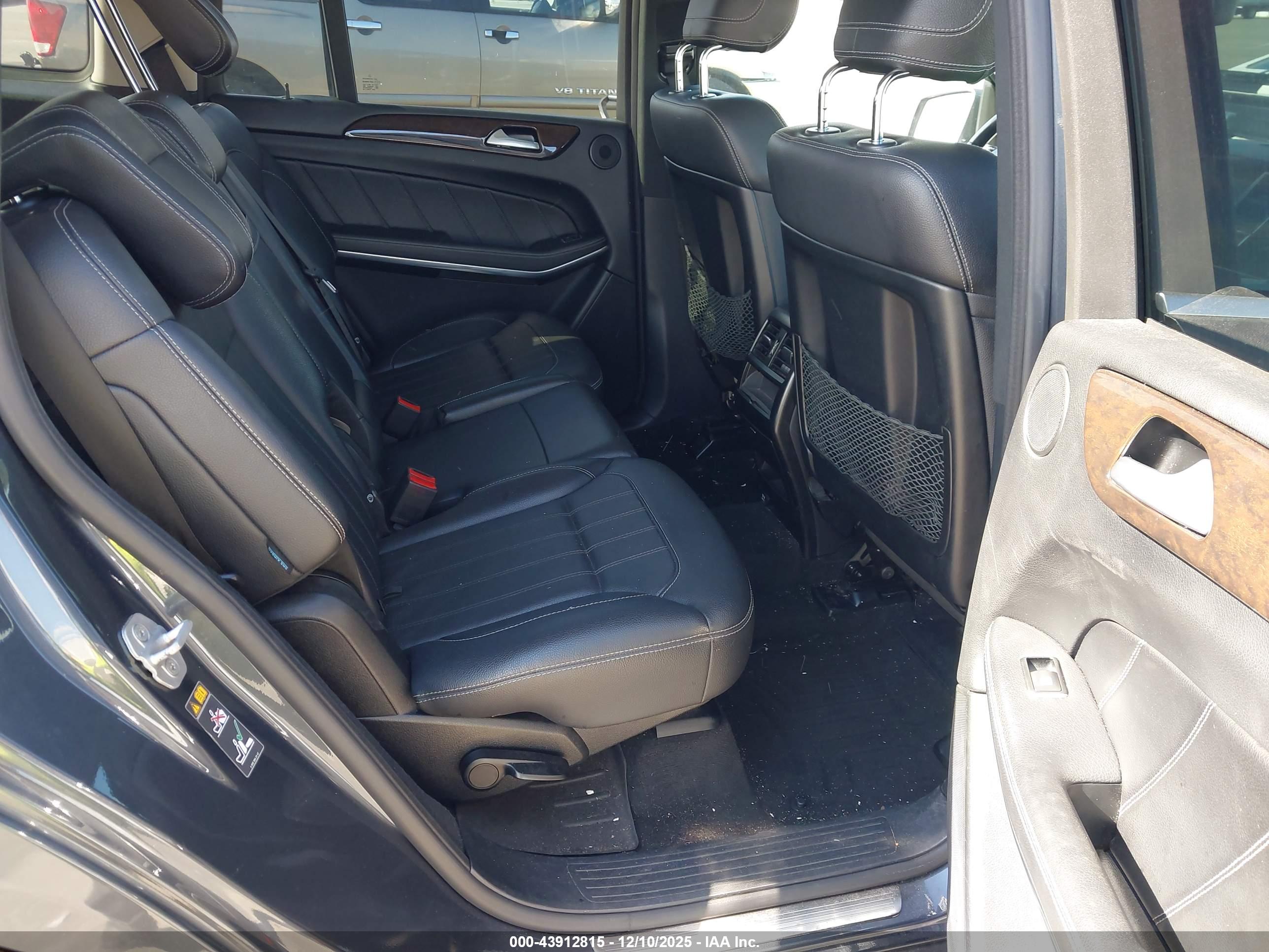 MERCEDES-BENZ GL image 8
