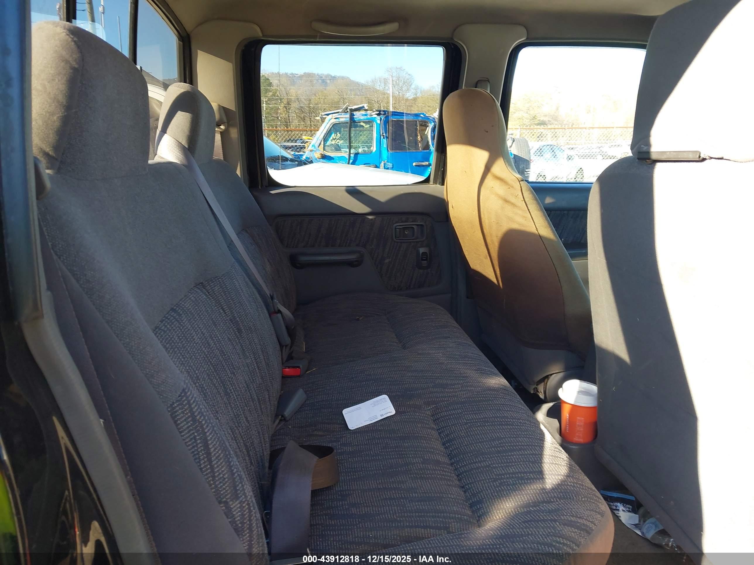 NISSAN FRONTIER image 8