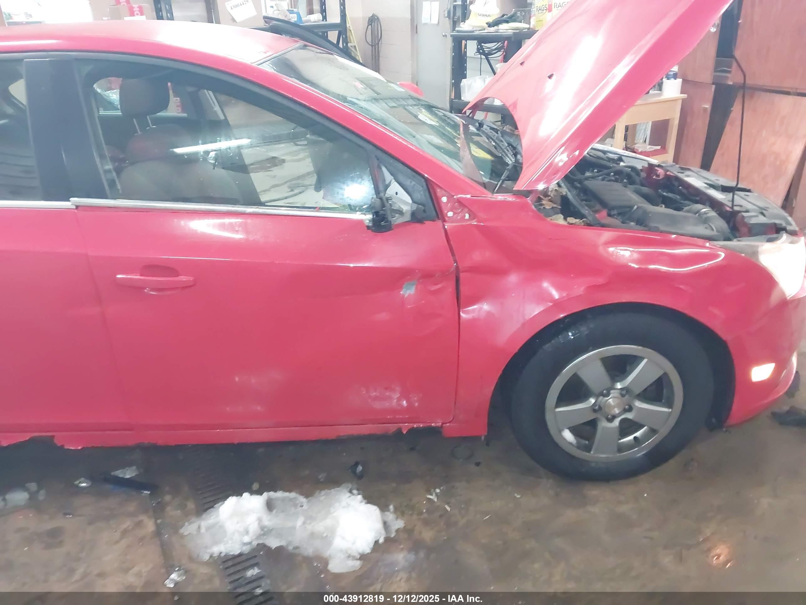 CHEVROLET CRUZE image 6